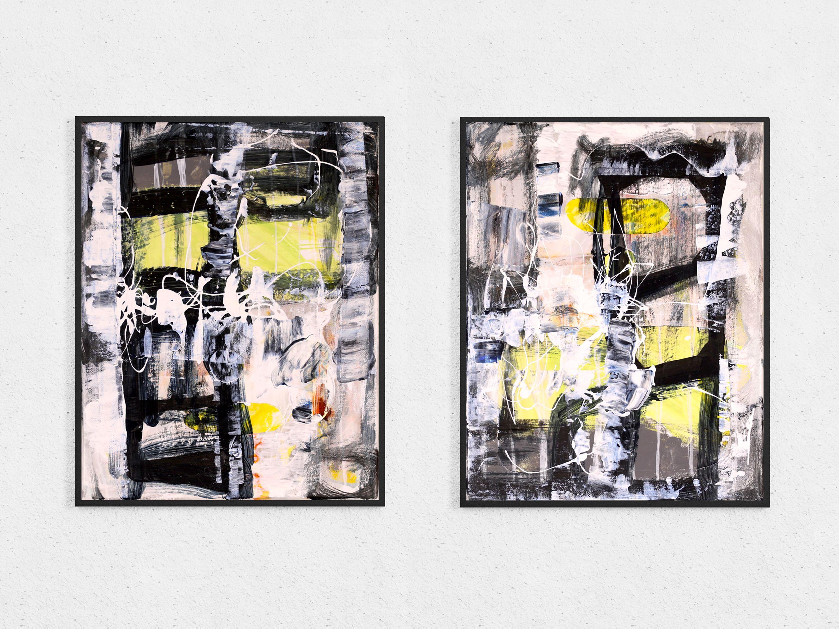 Il giallo fresco e le forme di carta aggiungono struttura al bianco e al nero :: Mixed Media :: Astratto :: Questo pezzo viene fornito con un certificato ufficiale di autenticità firmato dall'artista :: Pronto da appendere: Yes :: Firmato: Yes ::