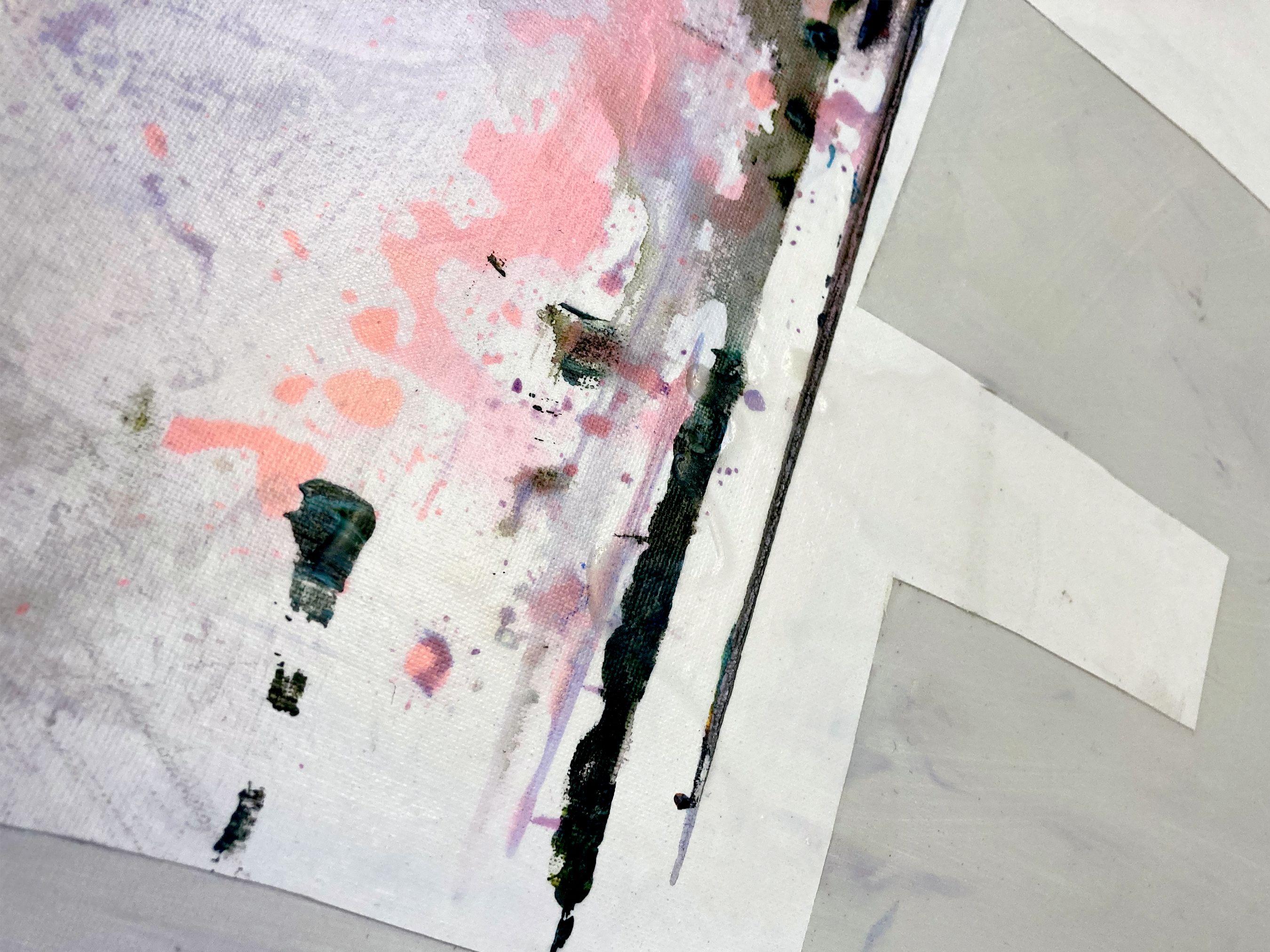 Colores tranquilos, grises y rosas, que evocan el horizonte de una ciudad lejana :: Técnica mixta :: Abstracto :: Esta obra viene con un certificado oficial de autenticidad firmado por el artista :: Lista para colgar: Sí :: Firmada: Sí :: Ubicación