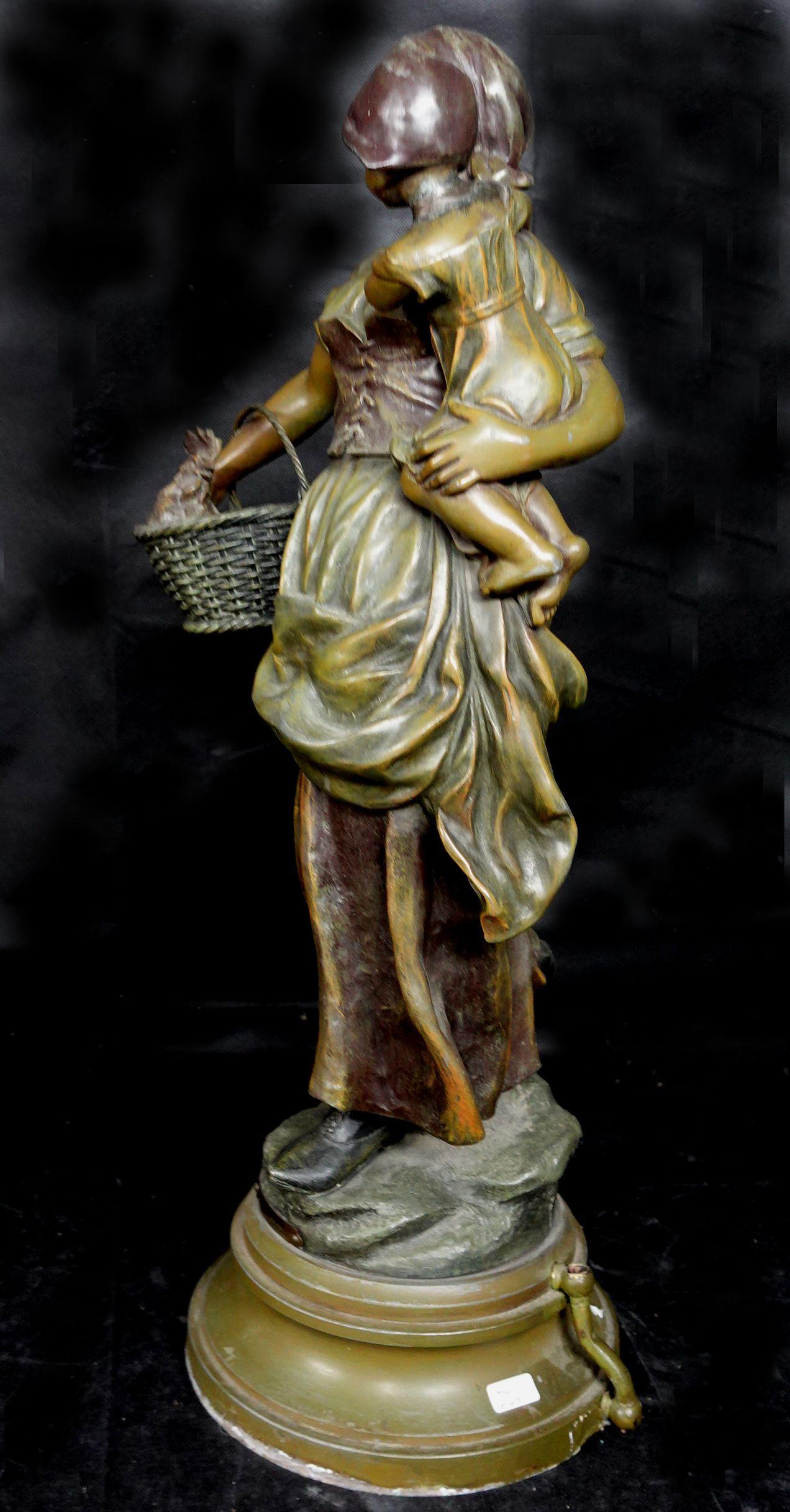 Robert Pfeffer, sculpture en bronze Jeune Mere, jeune fille avec enfant, Ric069 en vente 6