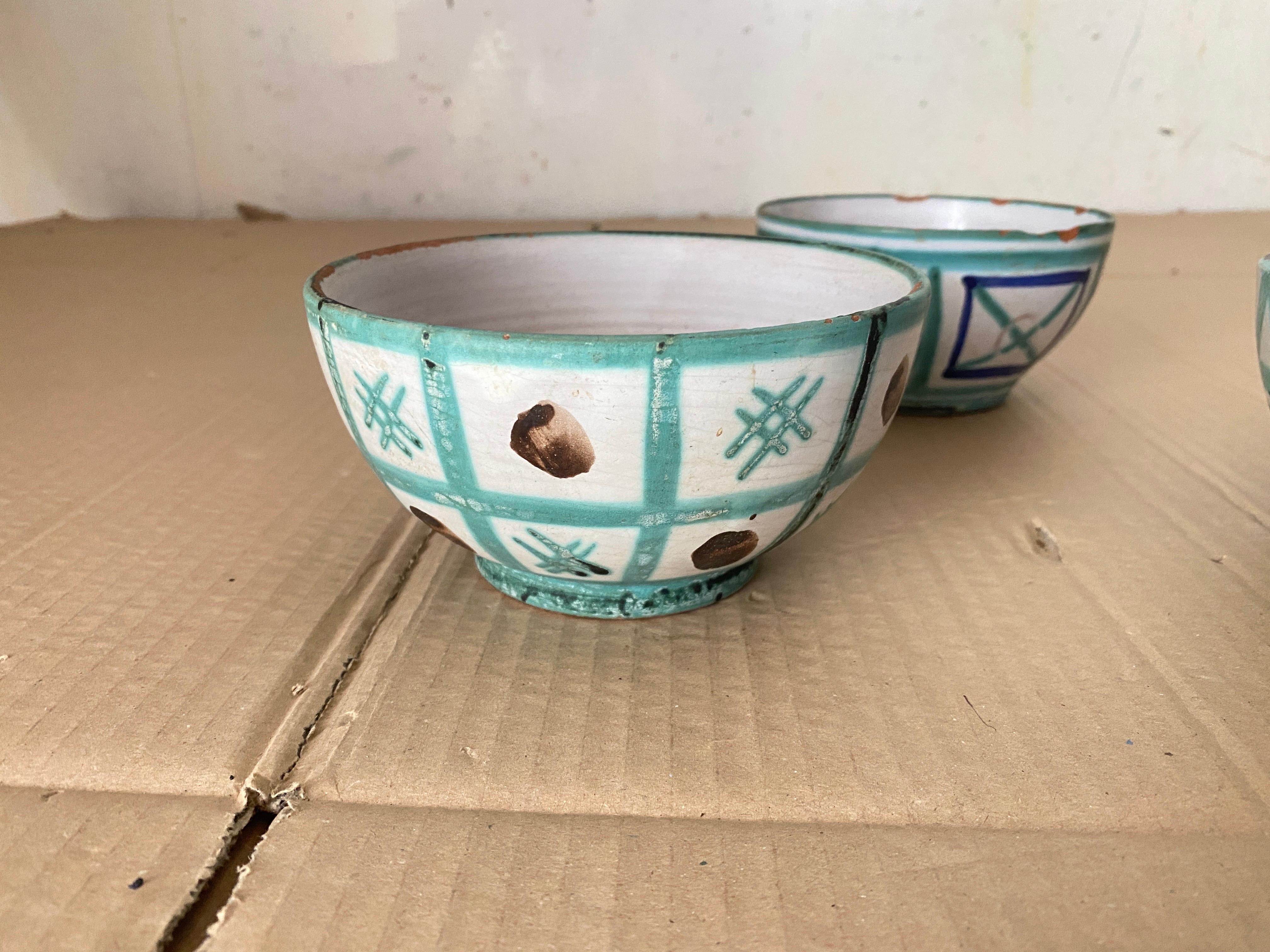 Hand-Painted Robert Picault Ceramic bowls Green Blue and Brown Color France 1950 Set of 3 For Sale