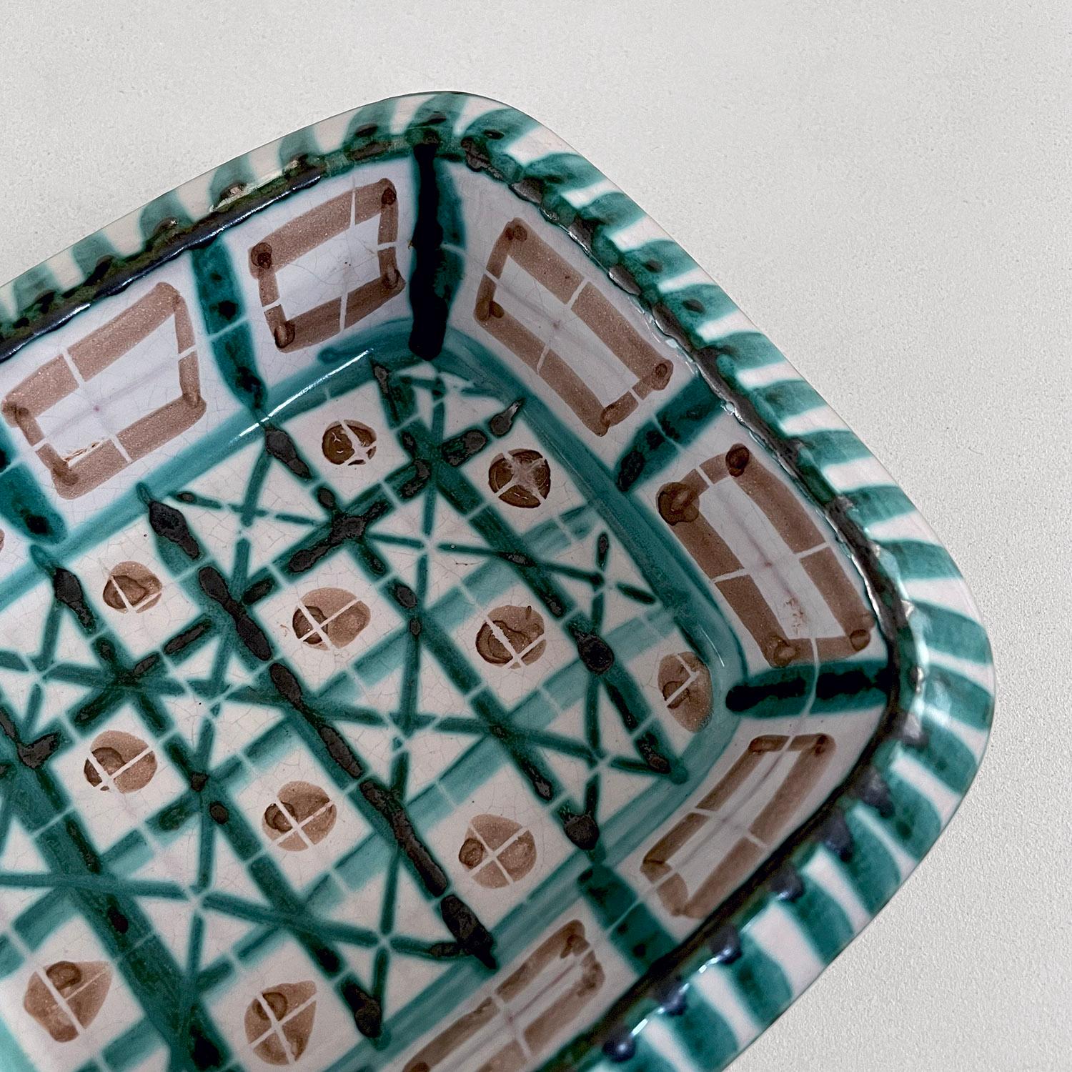 Francese Posacenere francese in ceramica Catch All di Robert Picault in vendita