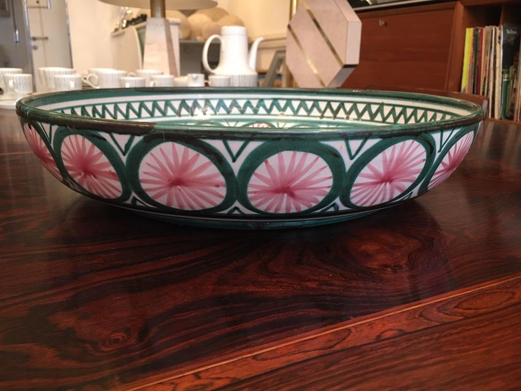 Robert Picault Large Ceramic Dish from Vallauris, France, ca. 1950s In Excellent Condition In Geneva, CH