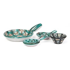Robert Picault Vallauris Quatre plats en poterie d'art sarcelle:: 1950s