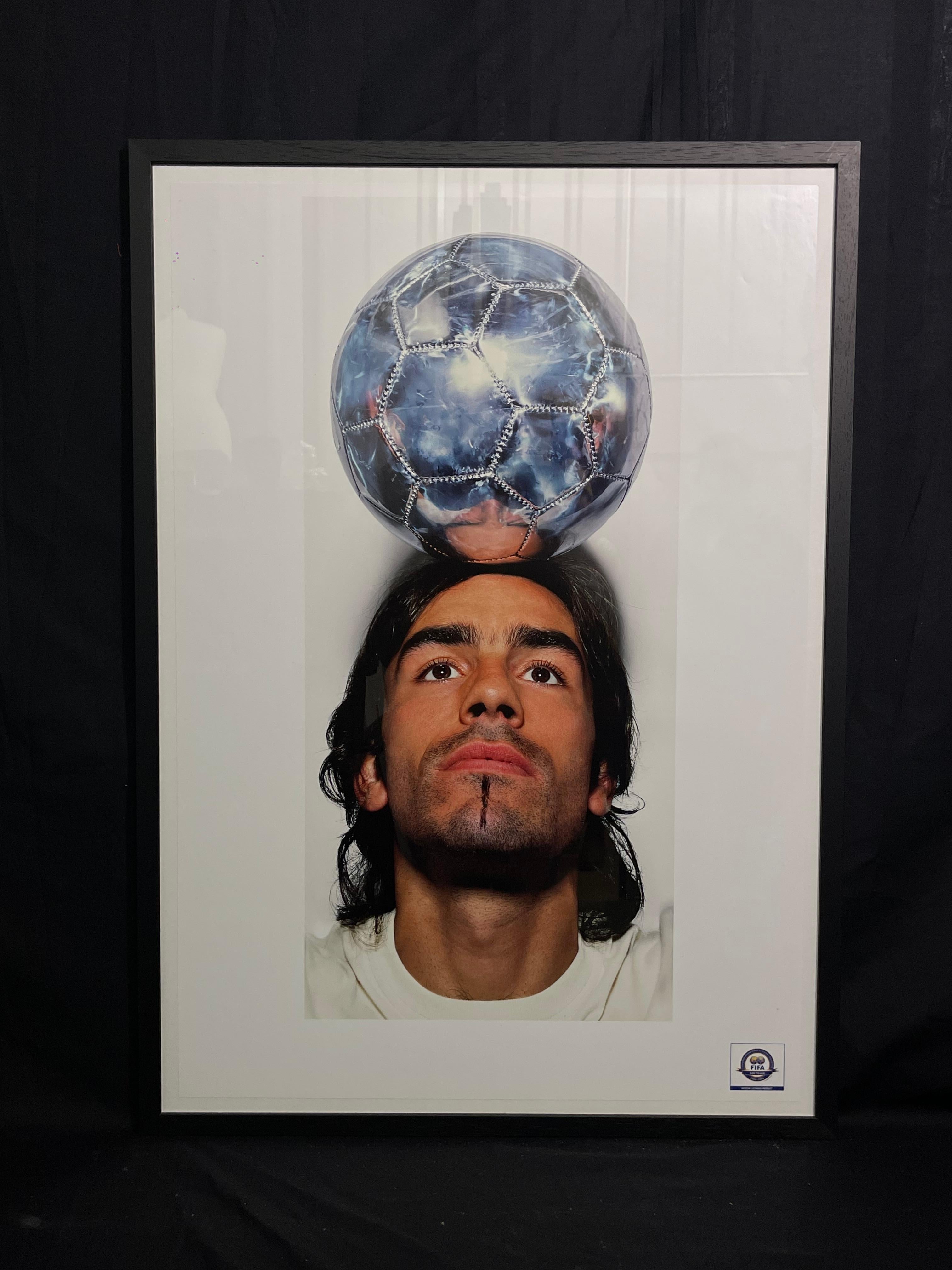 Robert Pires von Marc Quinn FIFA 100 im Angebot 1