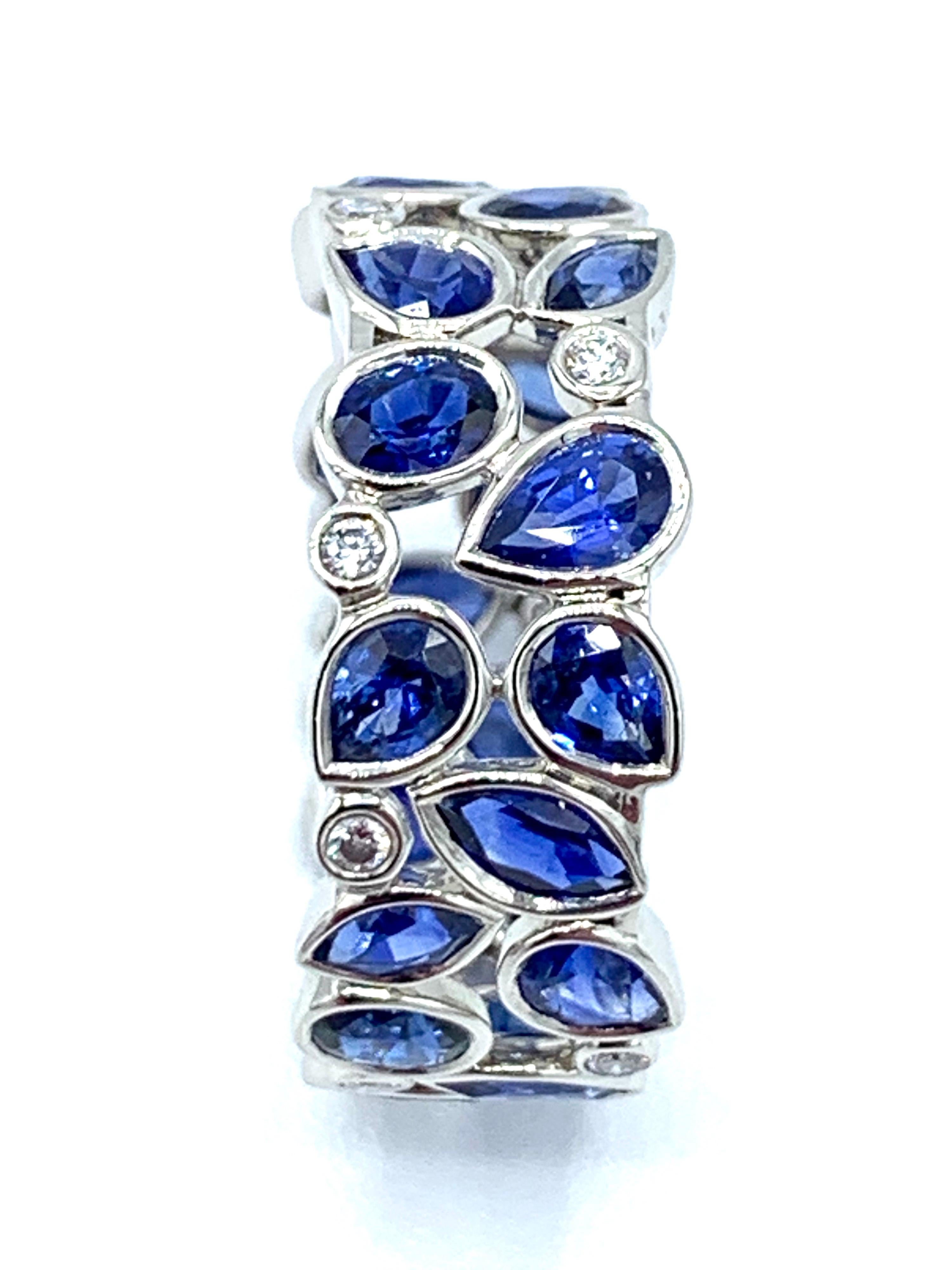 Robert Procop De La Vie Blue Sapphire and Diamond Platinum Band Ring In New Condition In Chevy Chase, MD