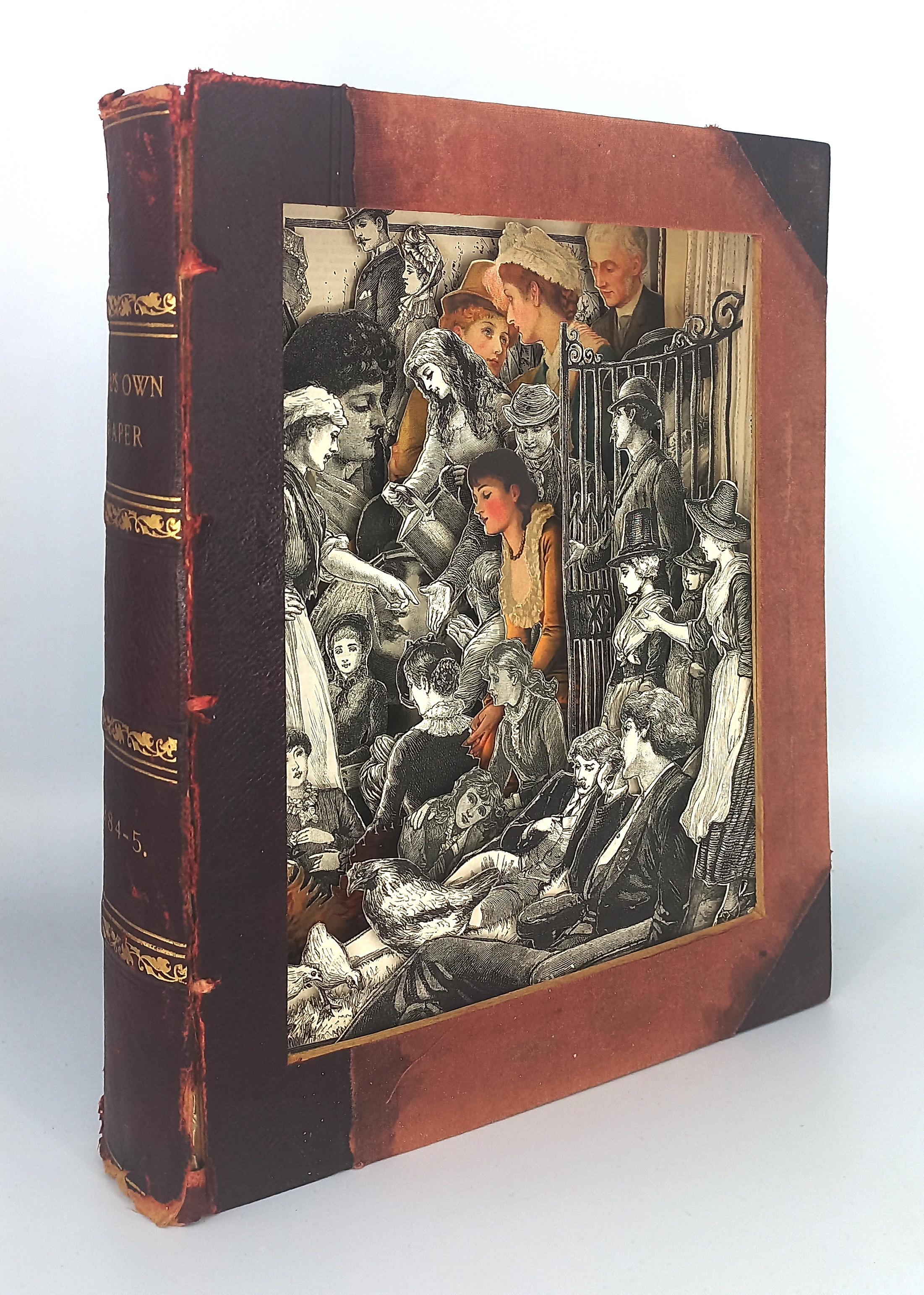 Zeitgenössische amerikanische Buchskulptur von Alexander Korzer-Robinson - The Girl's im Angebot 2