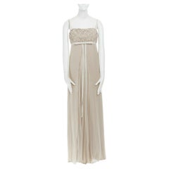 ROBERT RODRIGUEZ Abendkleid aus roter Seide mit Juwelen und Pailletten, Samtschleife, M