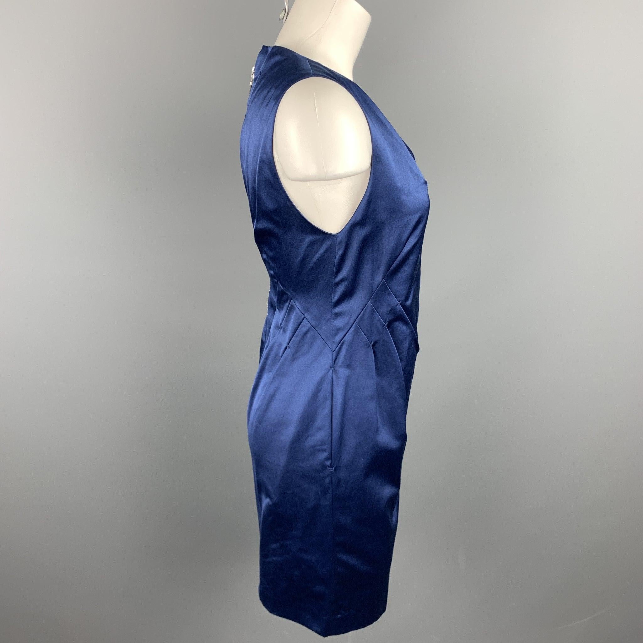 ROBERT RODRIGUEZ Size 2 Blue Cotton / Polyester V-Neck Sheath Cocktail Dress In Good Condition For Sale In San Francisco, CA