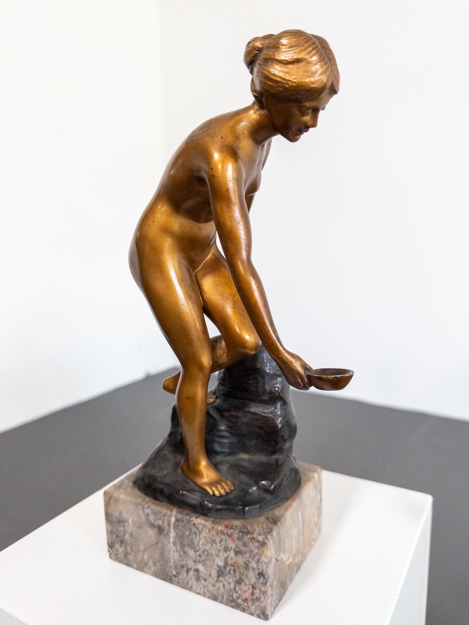 Art Deco Robert Rudolfi Bronze Sculpture “An der Quelle” – ca. 1920s For Sale