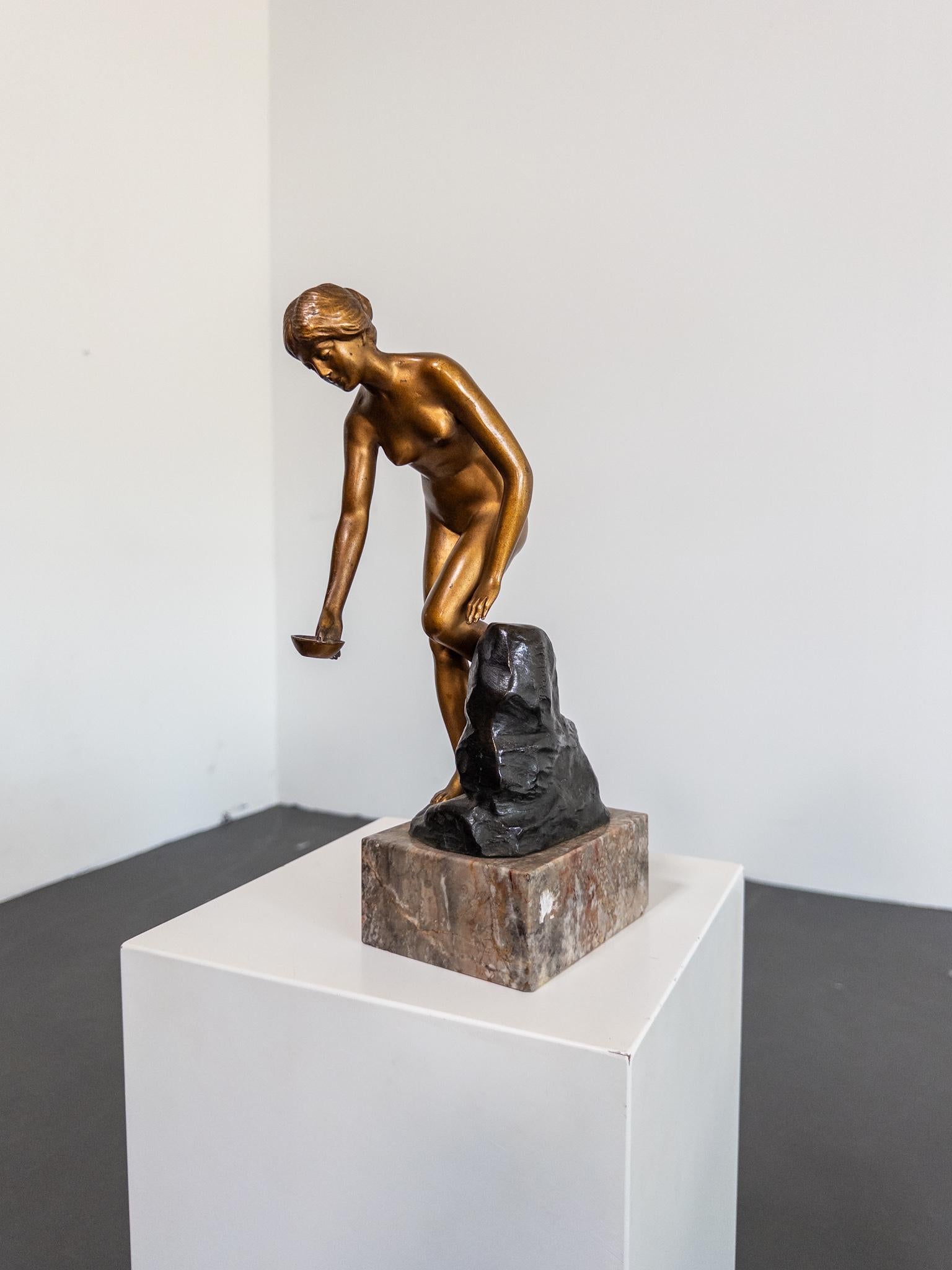 Swiss Robert Rudolfi Bronze Sculpture “An der Quelle” – ca. 1920s For Sale