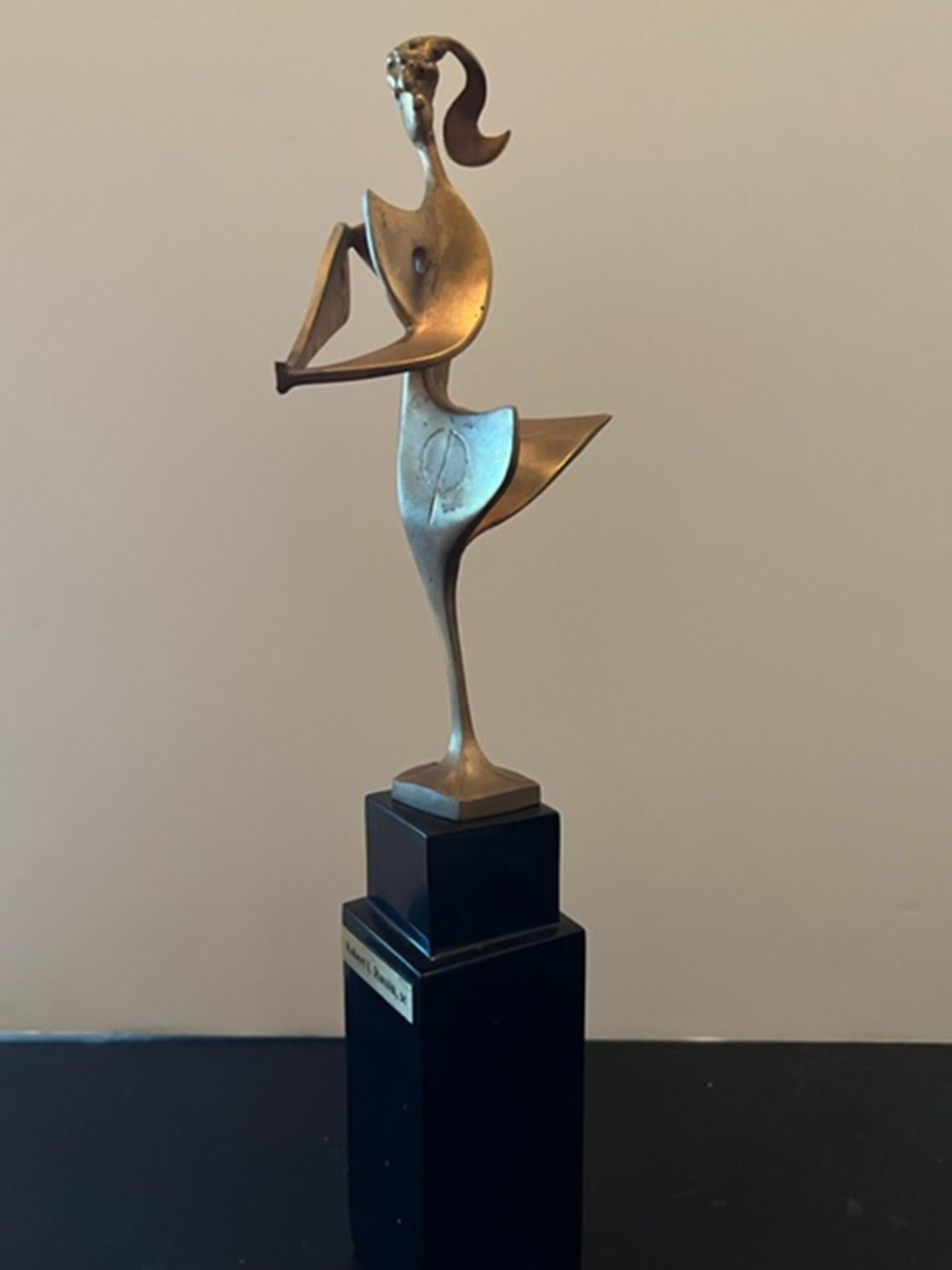 We are proud to present an original very early bronze, (1958) by American sculptor Robert Russin.

Robert Russin began his career as a WPA sculptor, and received dozens of commissions during his career both public and private. Russin created the