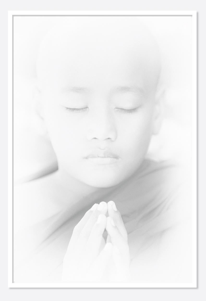 Le gardien de la lumière - Photograph de Robert Salisbury Knight