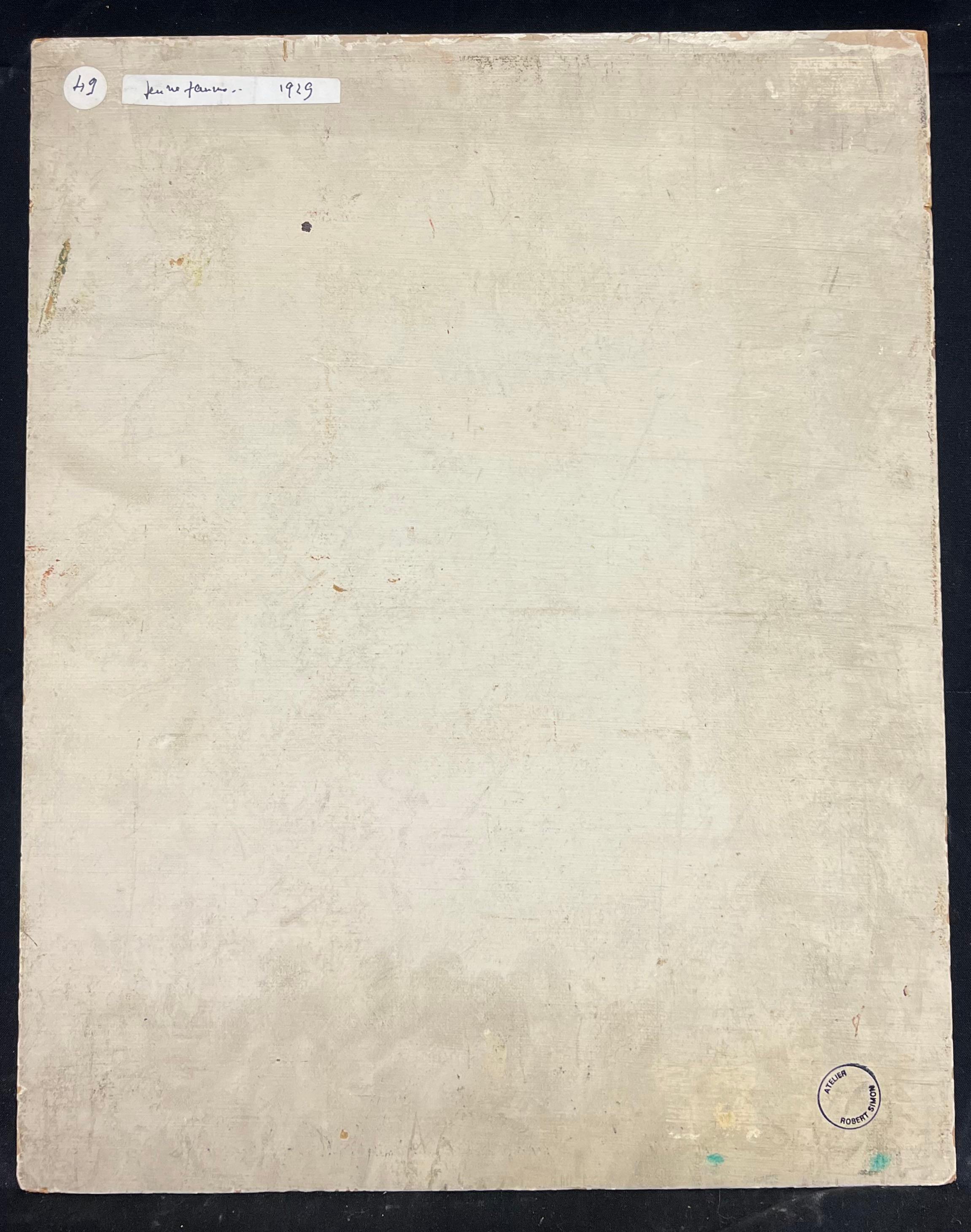 Portrait de femme à la mode châle rose des années 1920 en vente 4