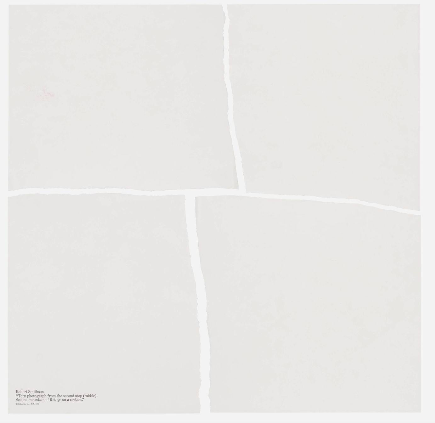 Robert Smithson Fotografía desgarrada de la Segunda Parada (Escombros) 1970 Papel en venta