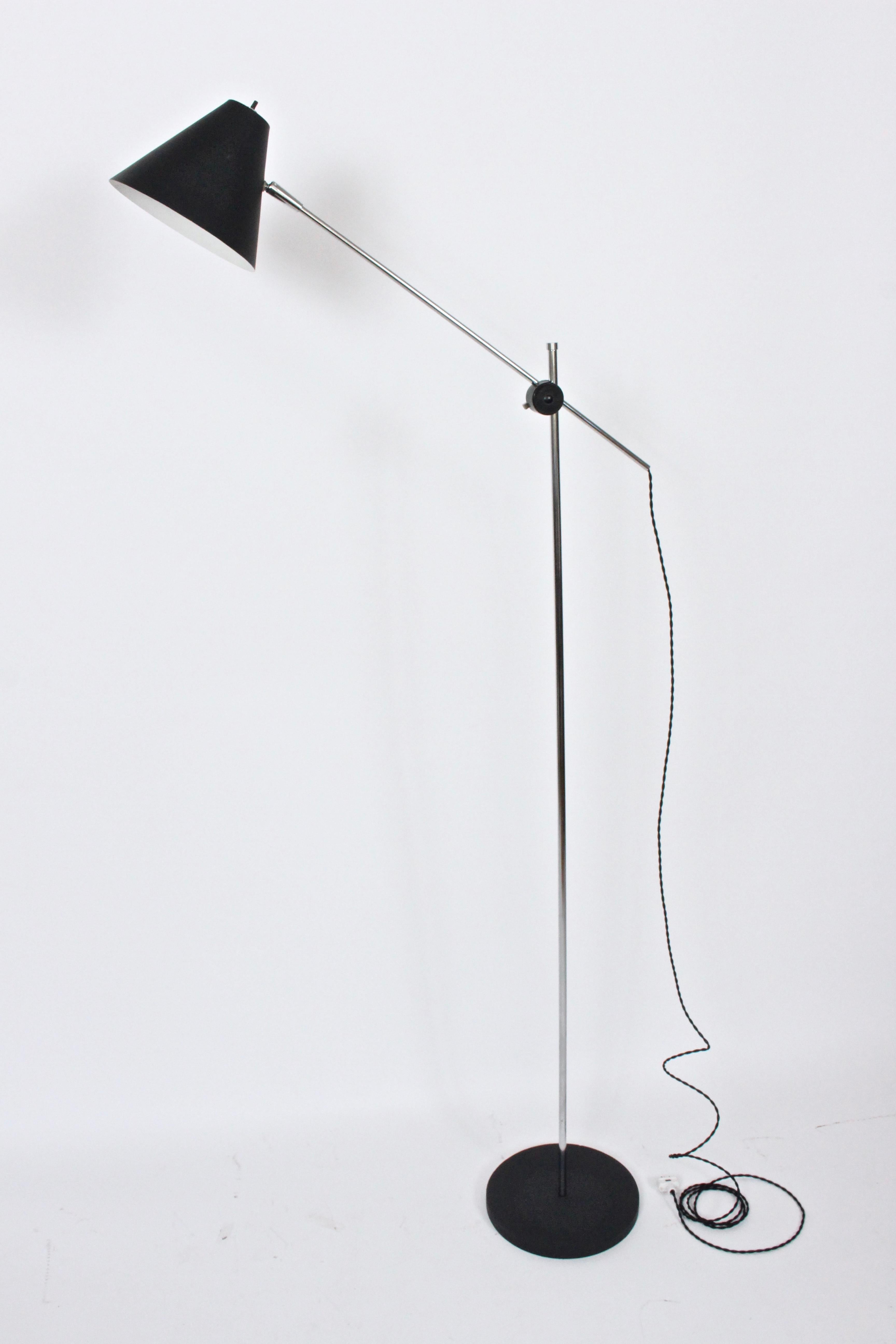 Robert Sonneman Articulating Chrome Floor Lamp with Black Shade, 1970s For Sale 5