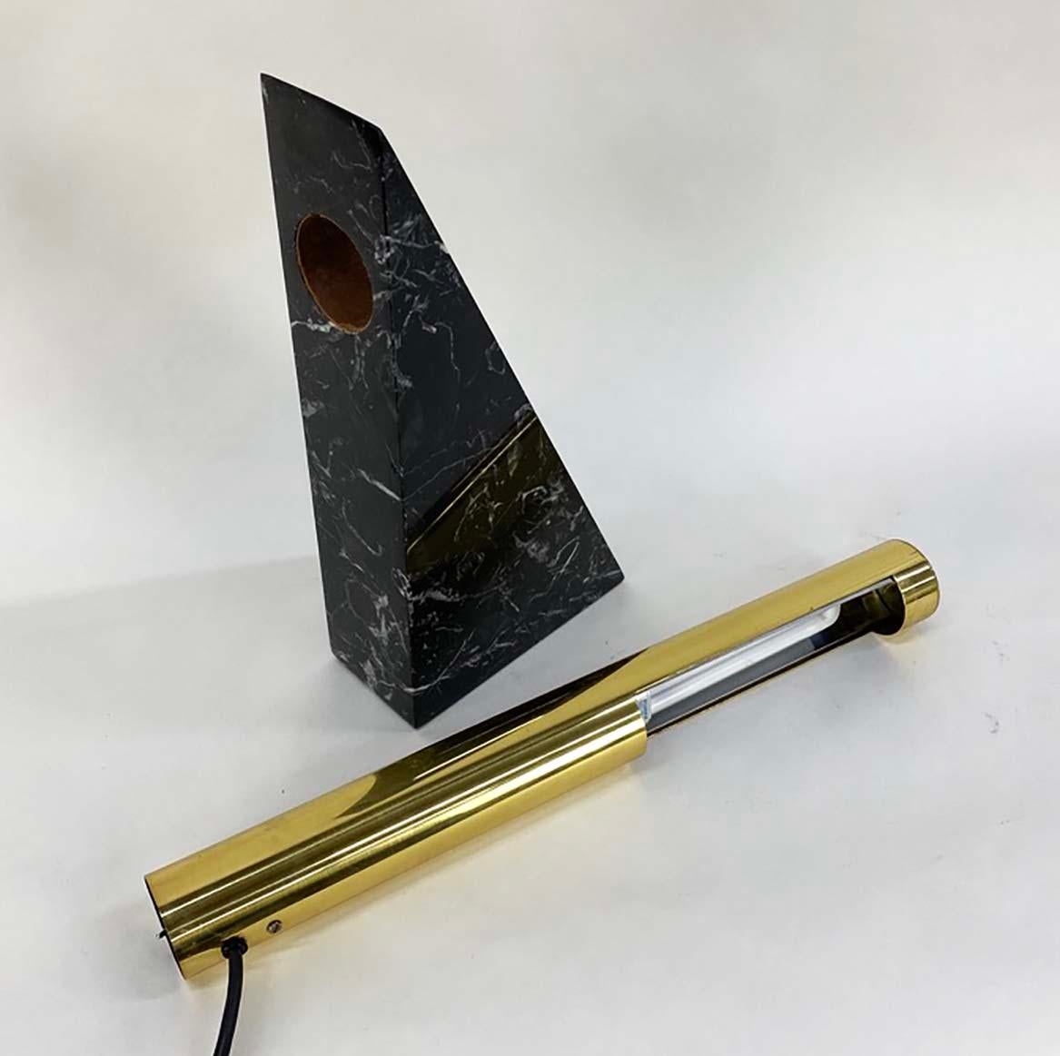 Tisch- oder Schreibtischlampe aus Messing und Marmor von Robert Sonneman für George Kovacs im Angebot 8