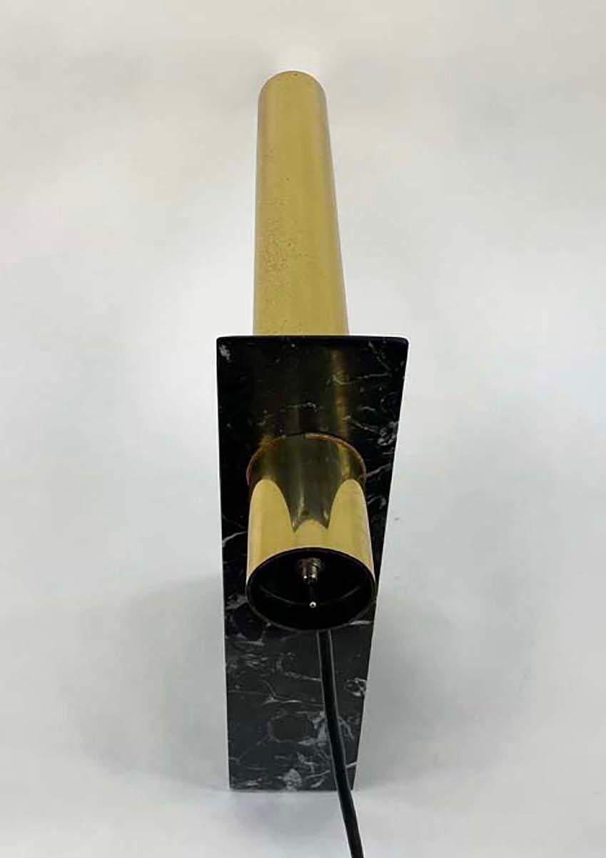 Tisch- oder Schreibtischlampe aus Messing und Marmor von Robert Sonneman für George Kovacs (Moderne der Mitte des Jahrhunderts) im Angebot