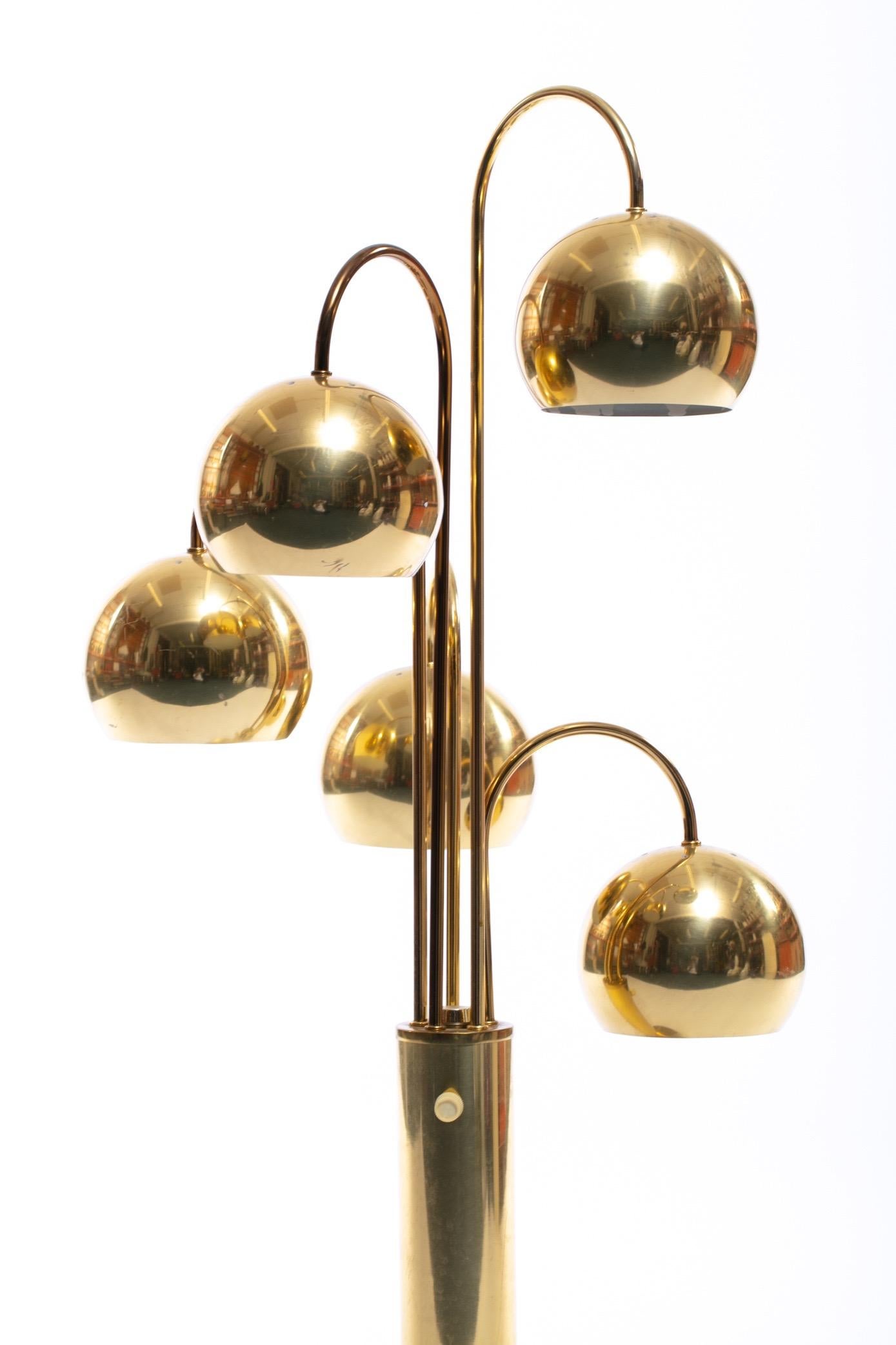 Mid-Century Modern Robert Sonneman Brass Ball Table Lamp, circa 1970s 