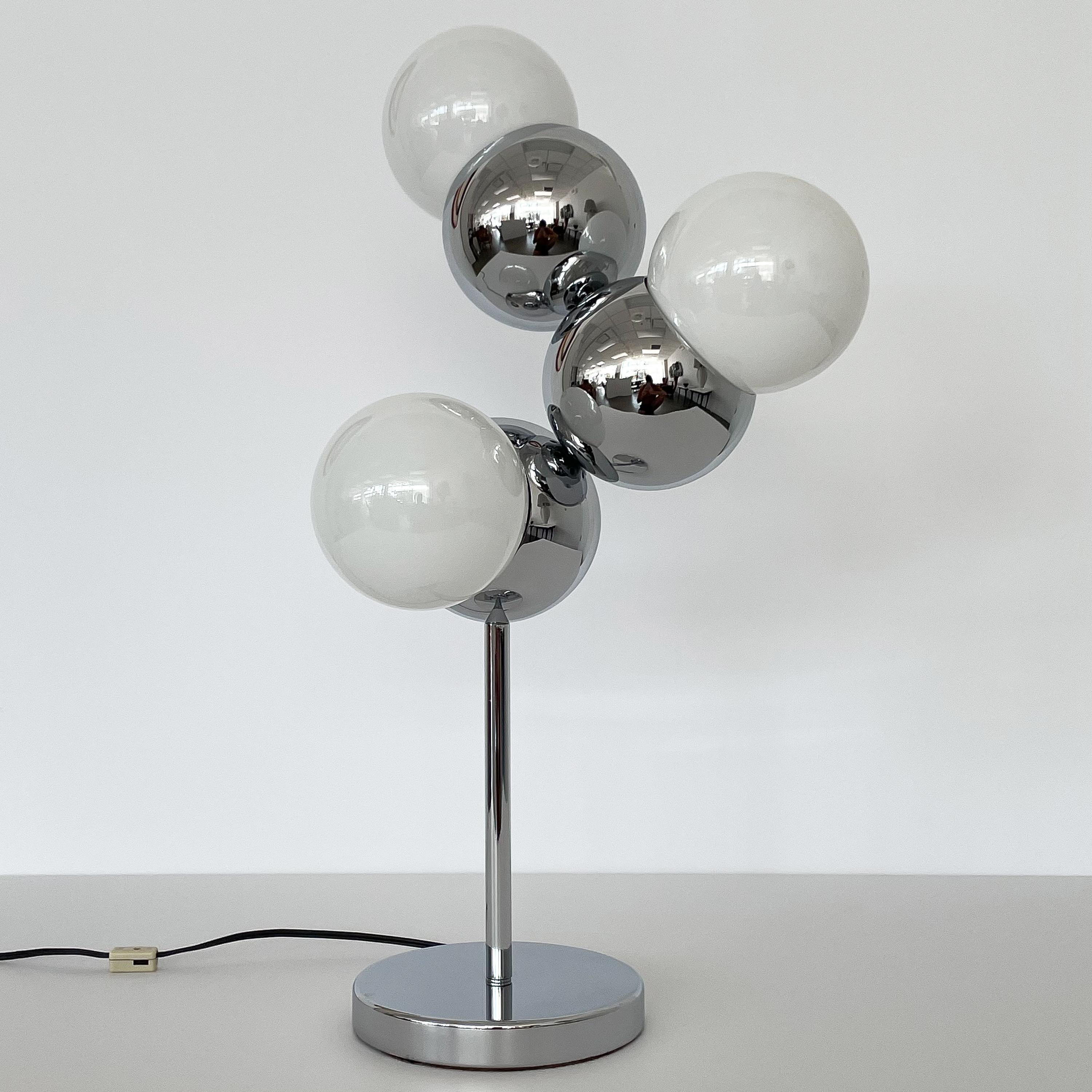 Mid-Century Modern Robert Sonneman Chrome Molecule Eyeball Table Lamp