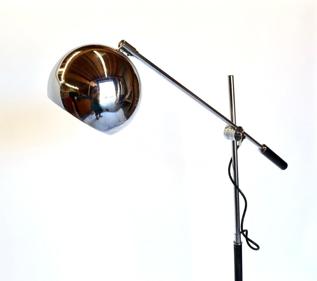 Américain Robert Sonneman lampadaire boule oeilée en vente