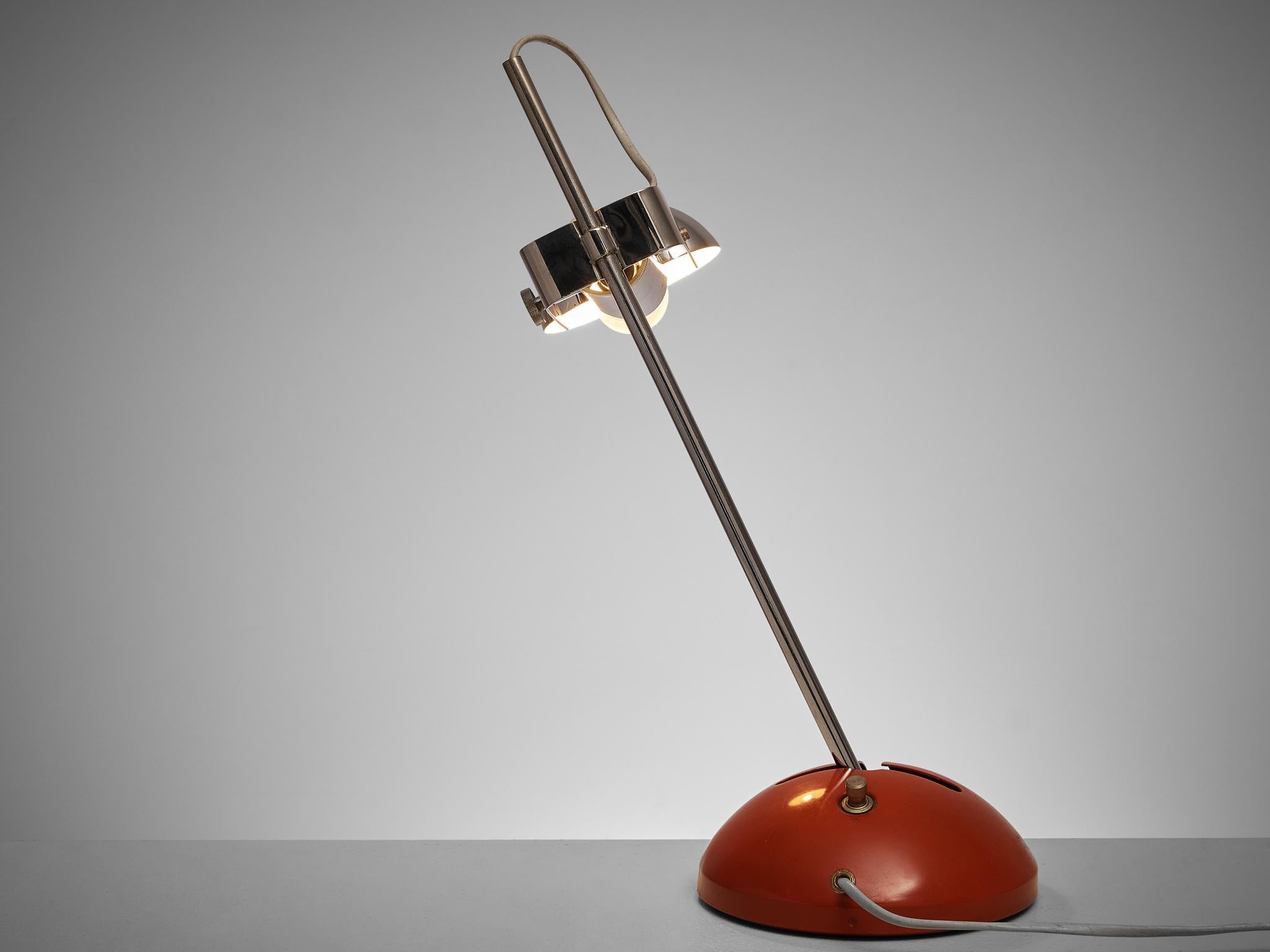 Robert Sonneman pour Luci Cinisello lampe de bureau modèle 395 en chrome et métal rouge Bon état - En vente à Waalwijk, NL