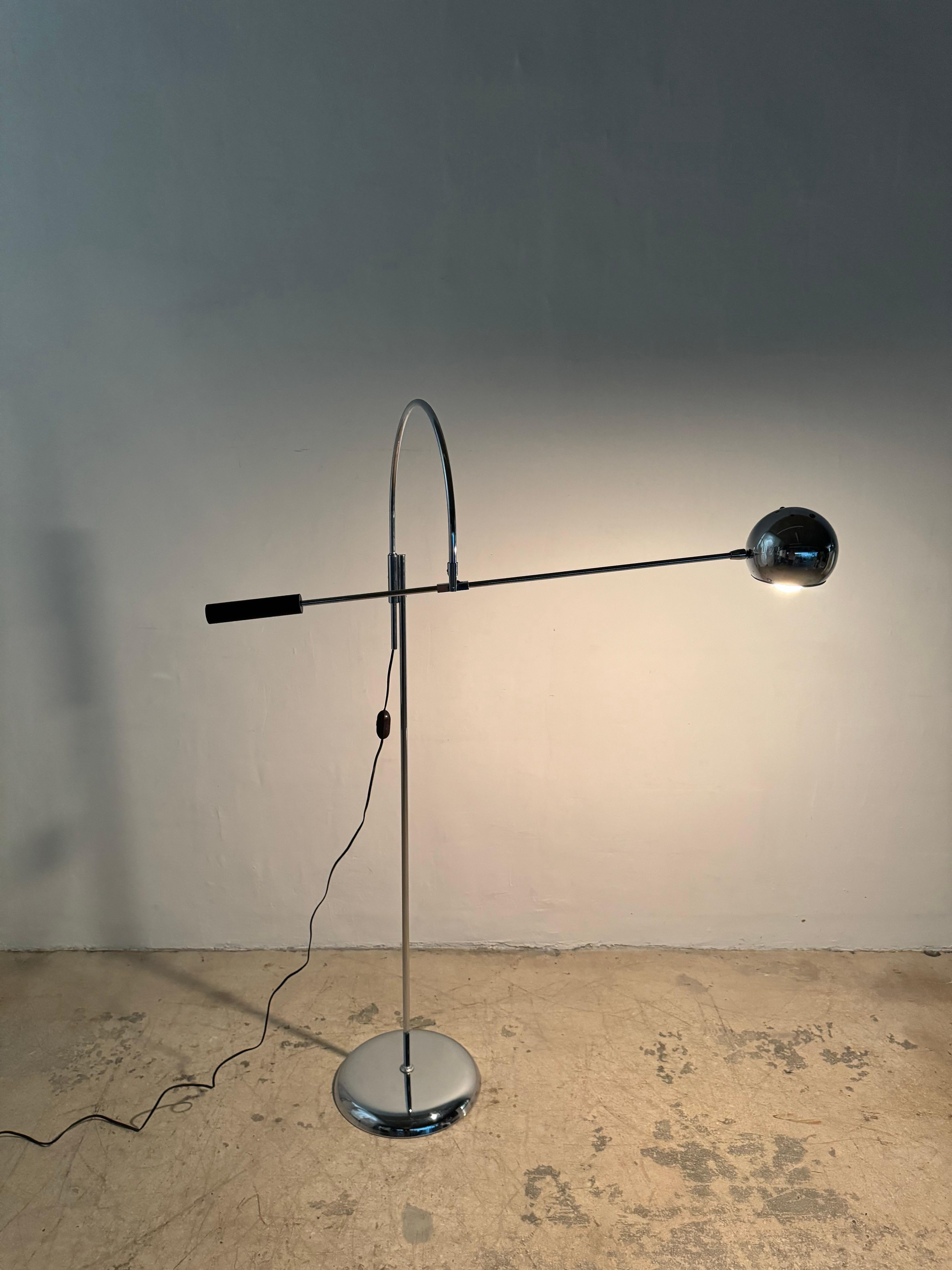 Robert Sonneman Orbiter Chrome Arc Adjustable Floor Lamp, 1970s 4