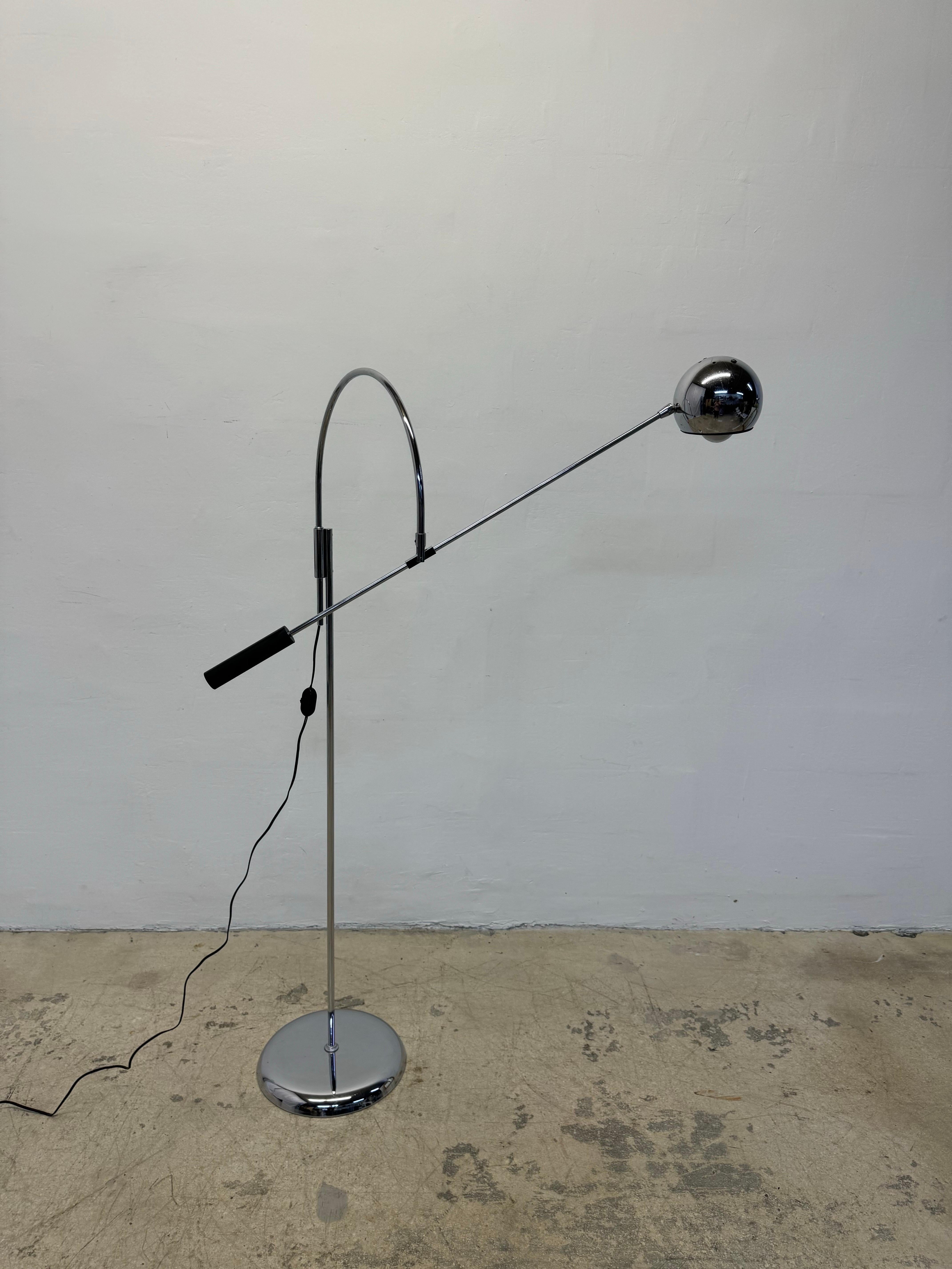 American Robert Sonneman Orbiter Chrome Arc Adjustable Floor Lamp, 1970s