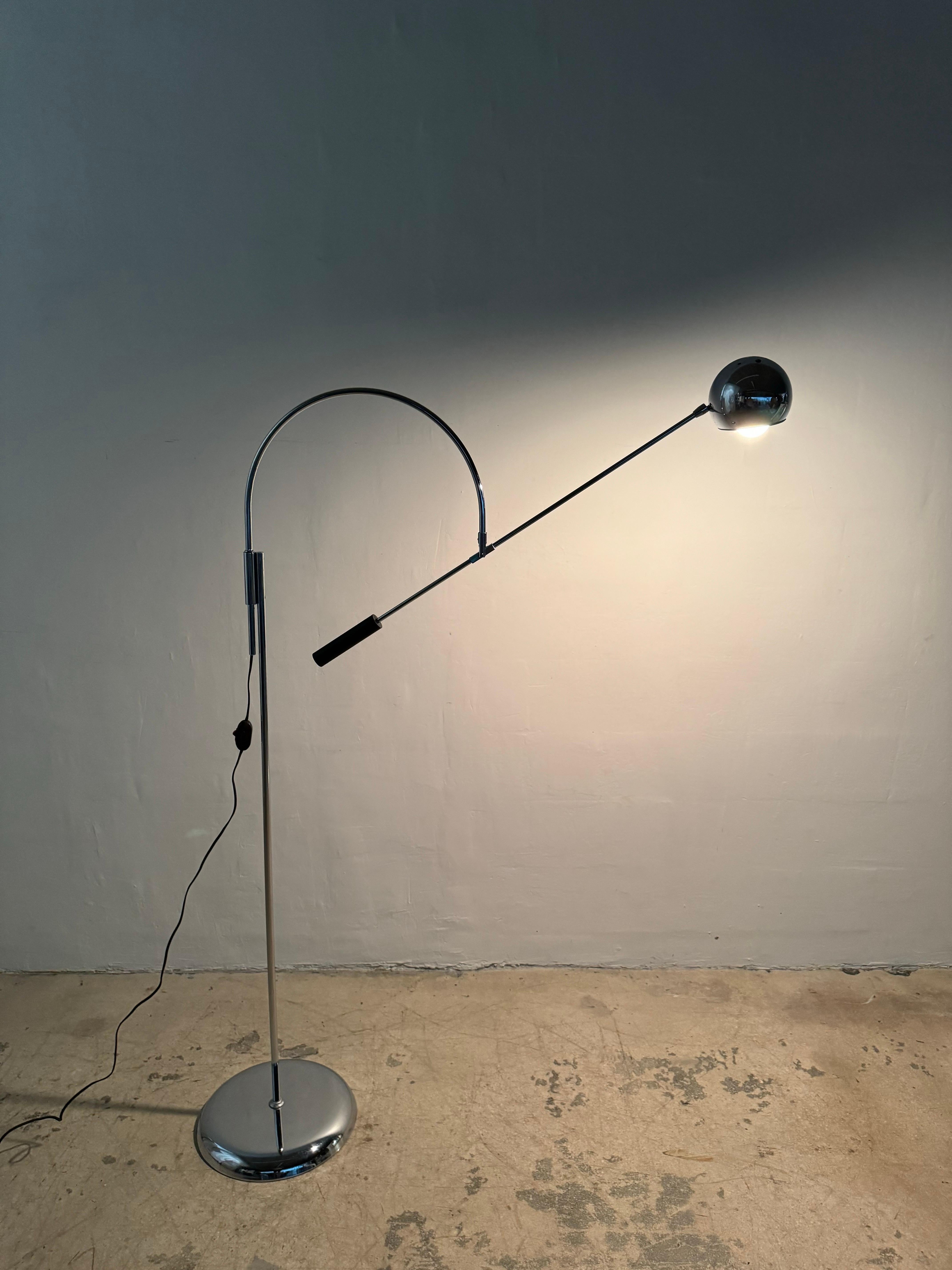 Robert Sonneman Orbiter Chrome Arc Adjustable Floor Lamp, 1970s 1
