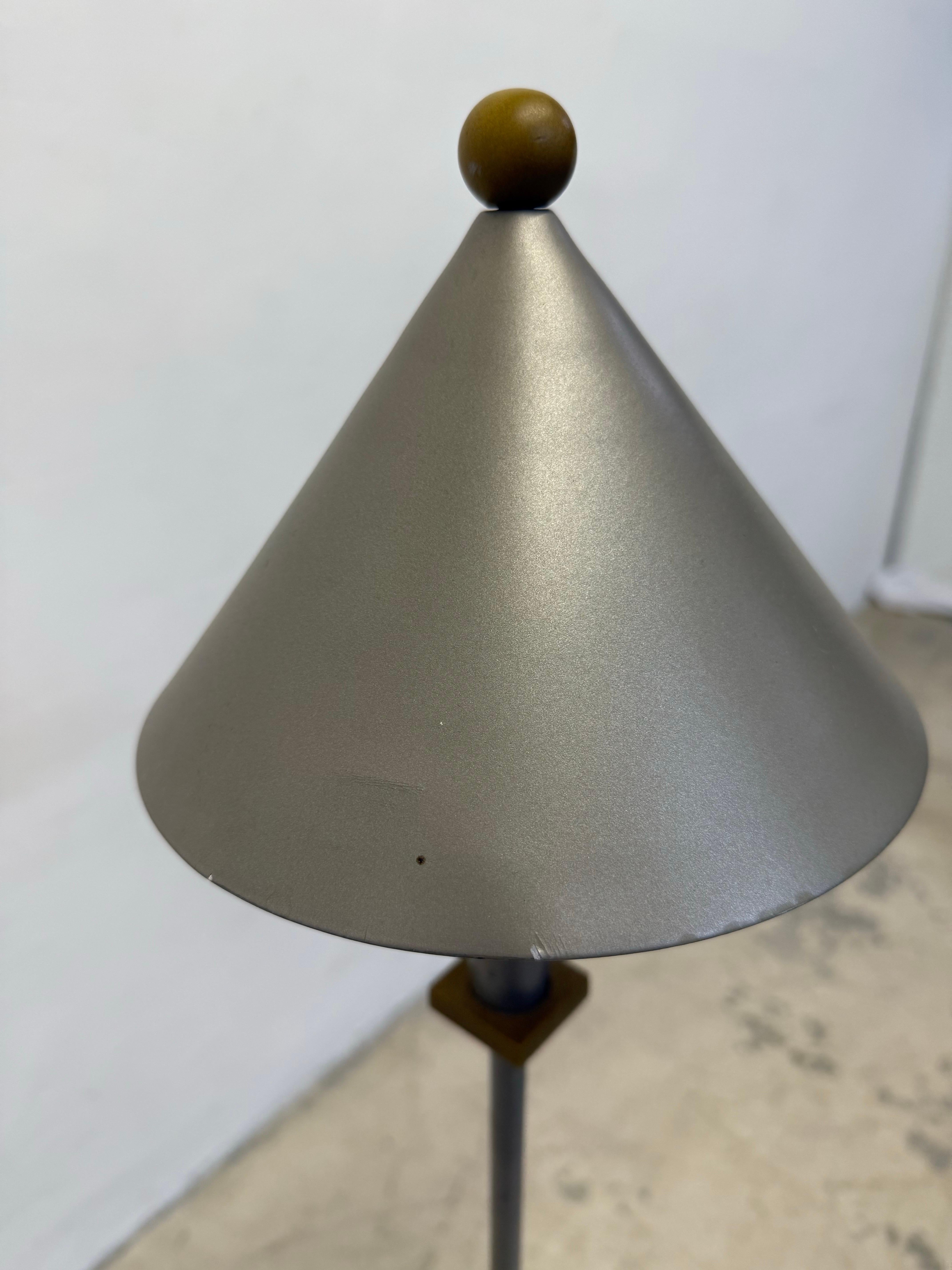 Lampada da terra postmoderna di Robert Sonneman per George Kovacs, anni '90 in vendita 4