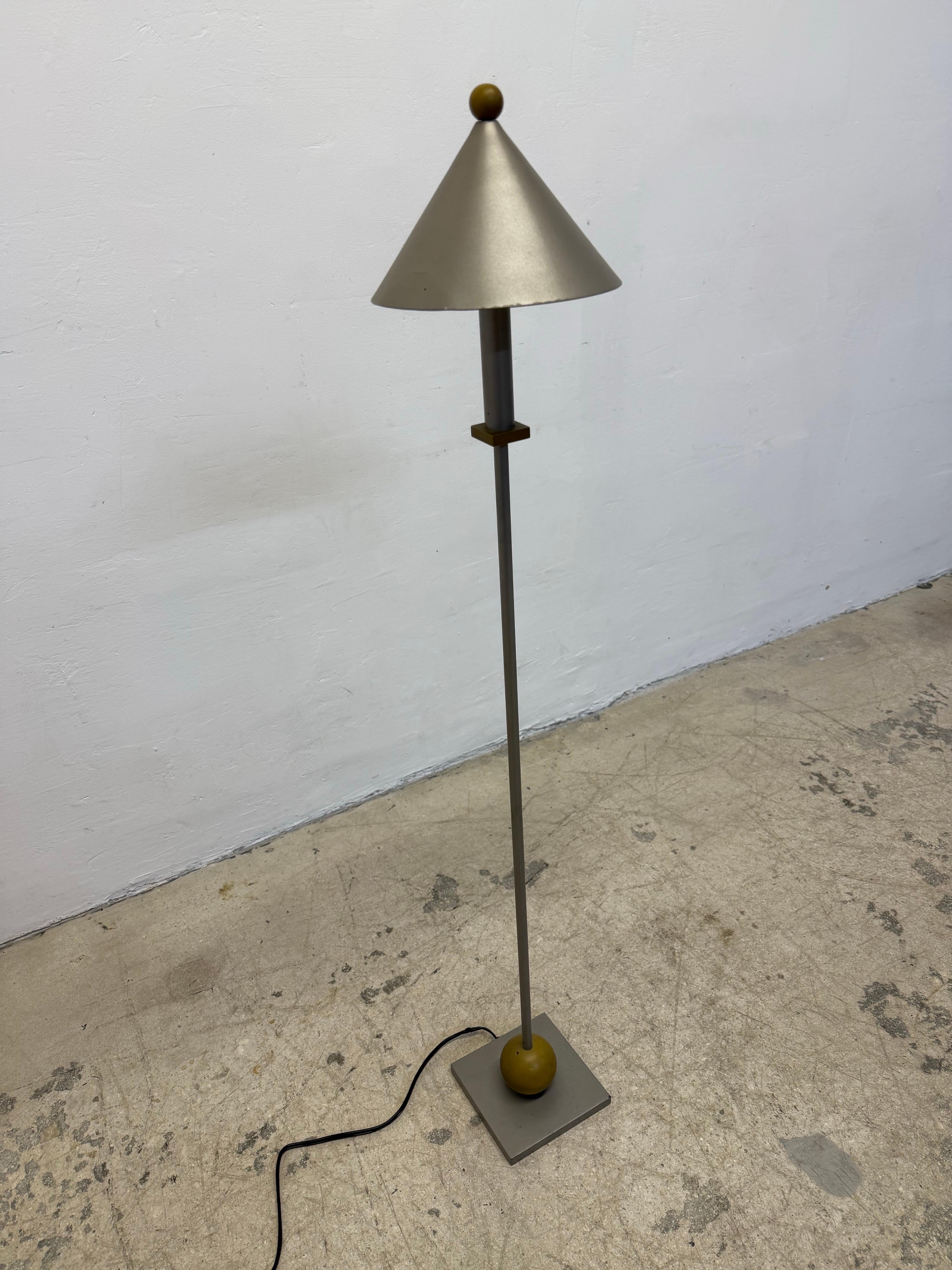 Postmoderno Lampada da terra postmoderna di Robert Sonneman per George Kovacs, anni '90 in vendita