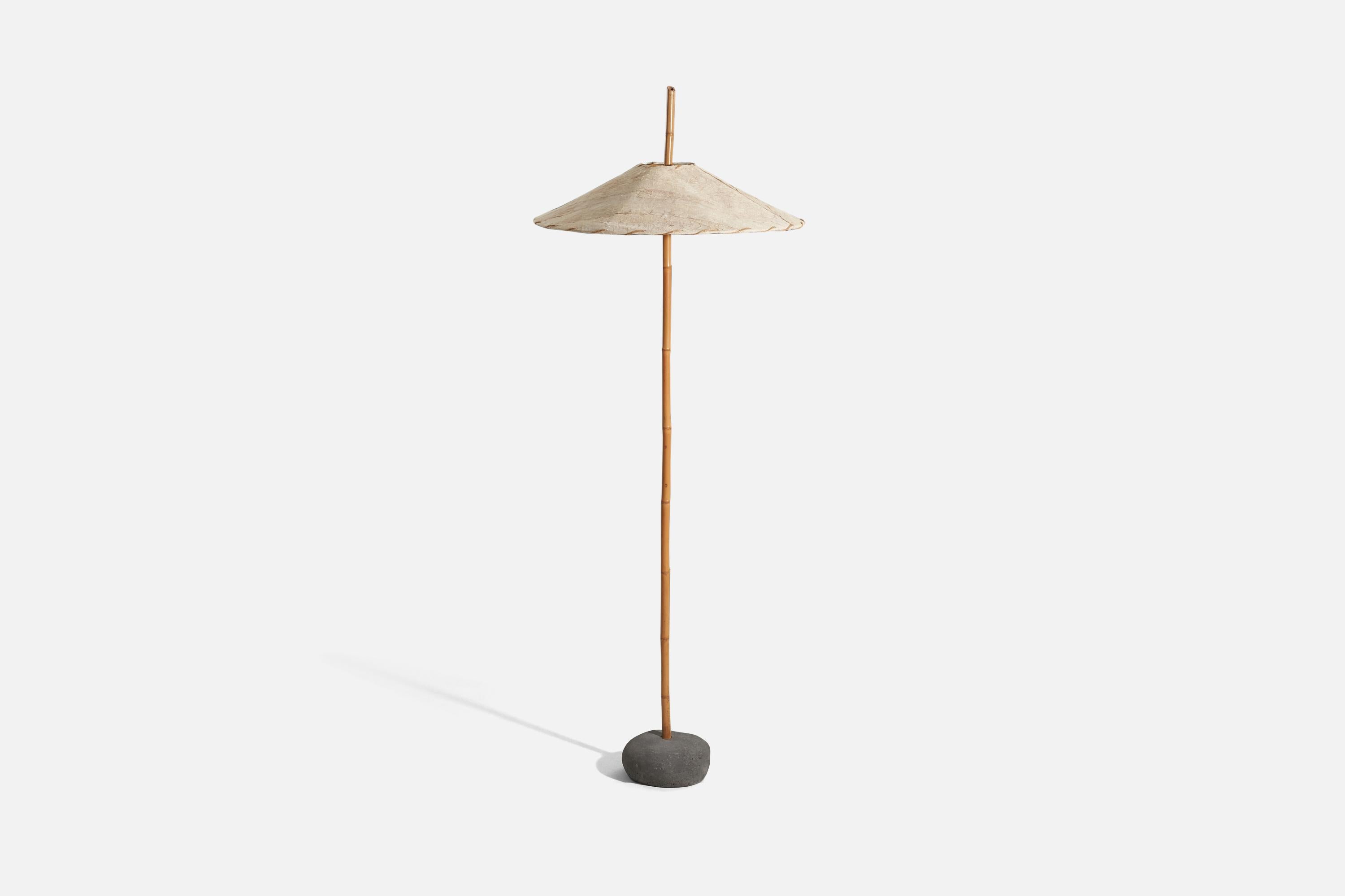 A floor lamp, designed by Robert Sonneman for his 
