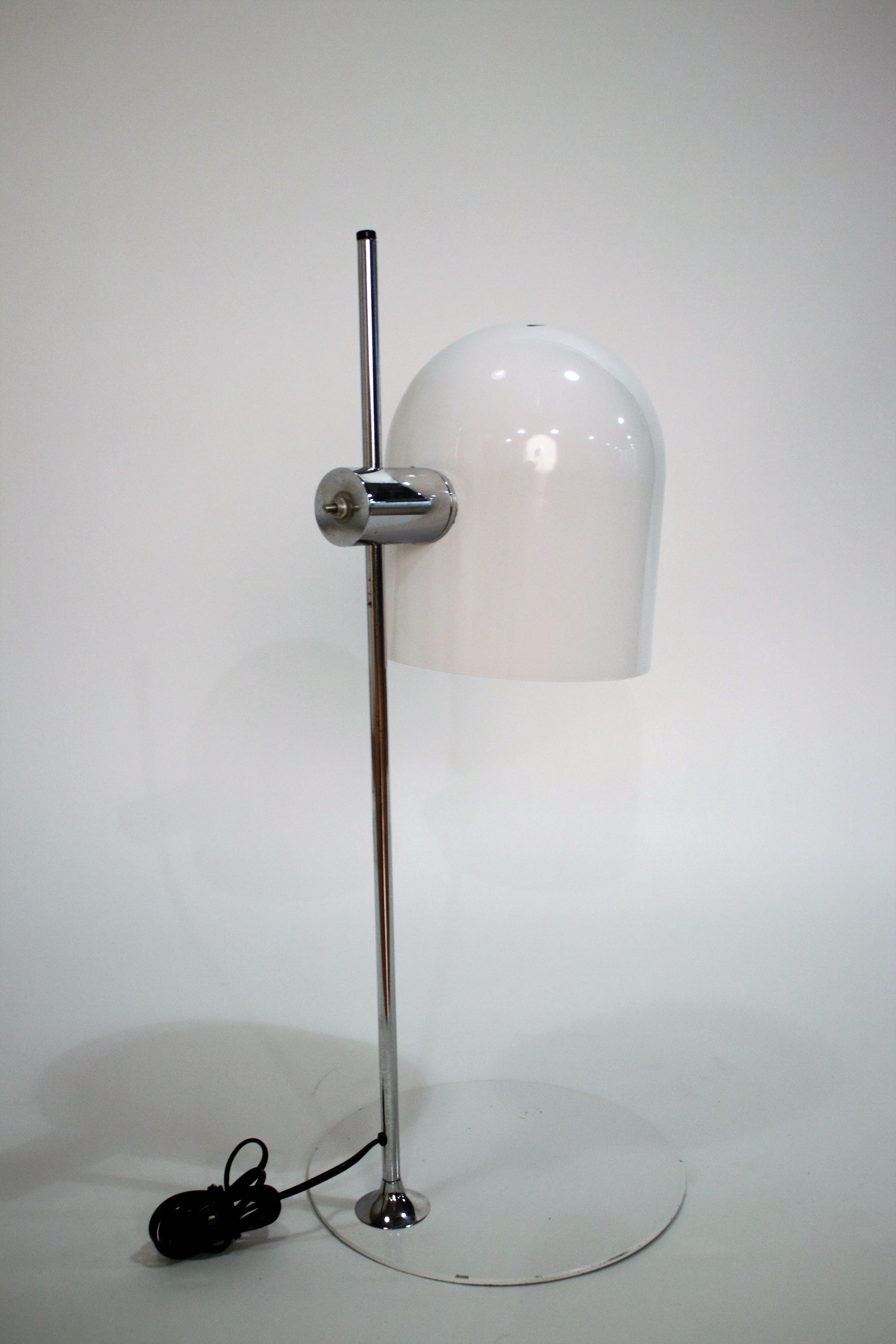 Vintage modern table lamp by Robert Sonneman in a white metal shade and base and chrome stand. Wired and working.
  