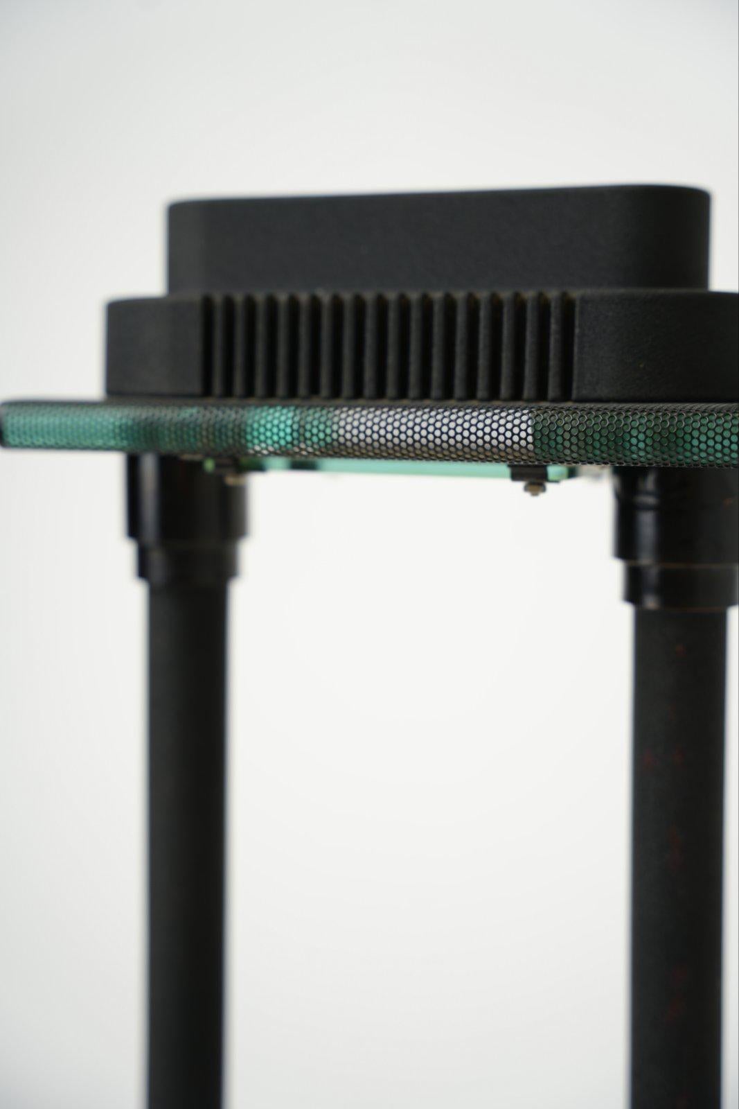 Robert Sonneman lampe de bureau postmoderne des années 1980 en vente 1