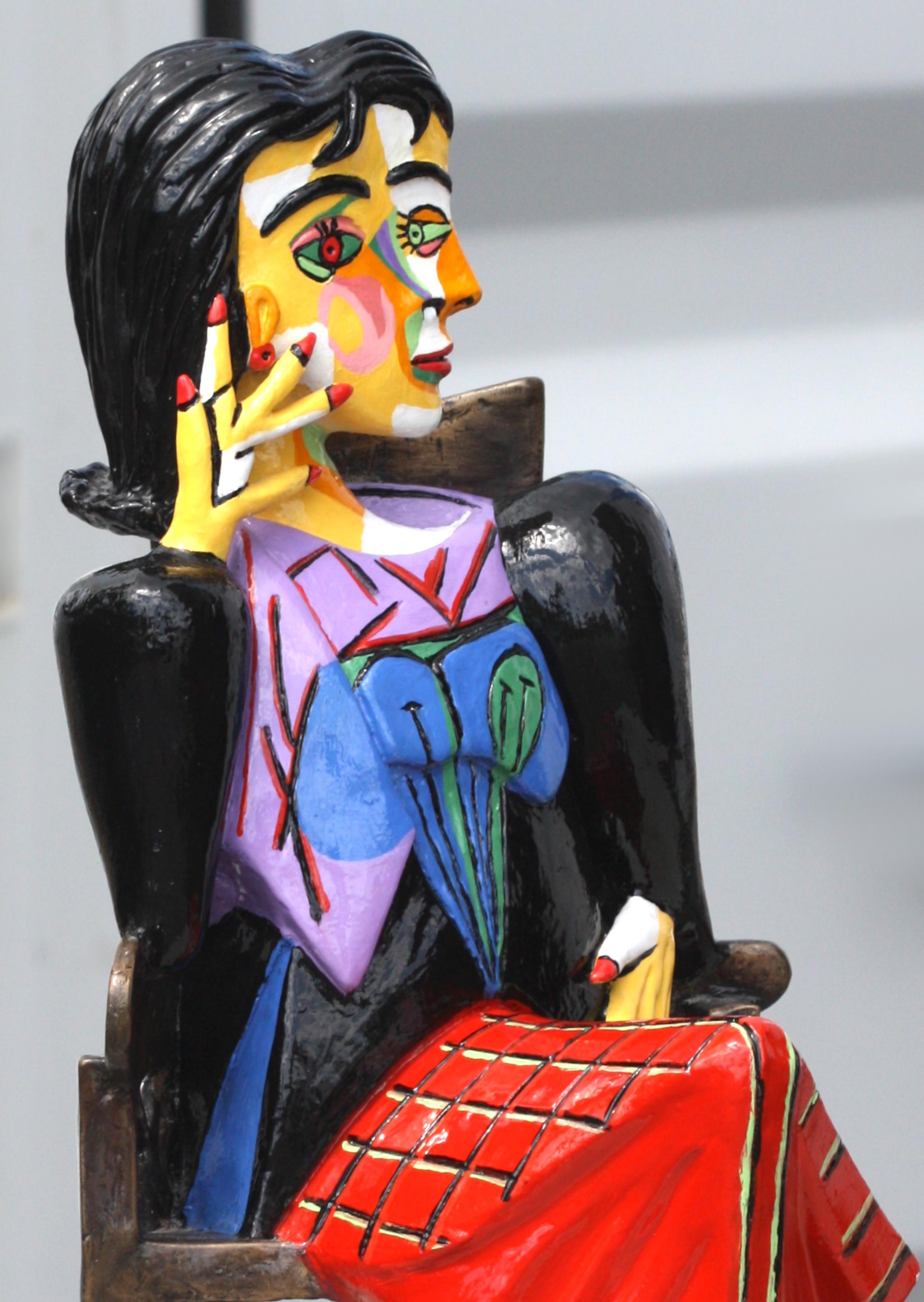 
Robert St. Croix, (Américain, 20e siècle)
Dora Maar, 1998, bronze peint rempli de ciment, signé, numéroté 6 sur 12
Hauteur 24,5 po, largeur 6 po, profondeur 9 po.
Provenance : Robert St. Croix Art Studio, Inc, Palm Beach, FL
Rapport de