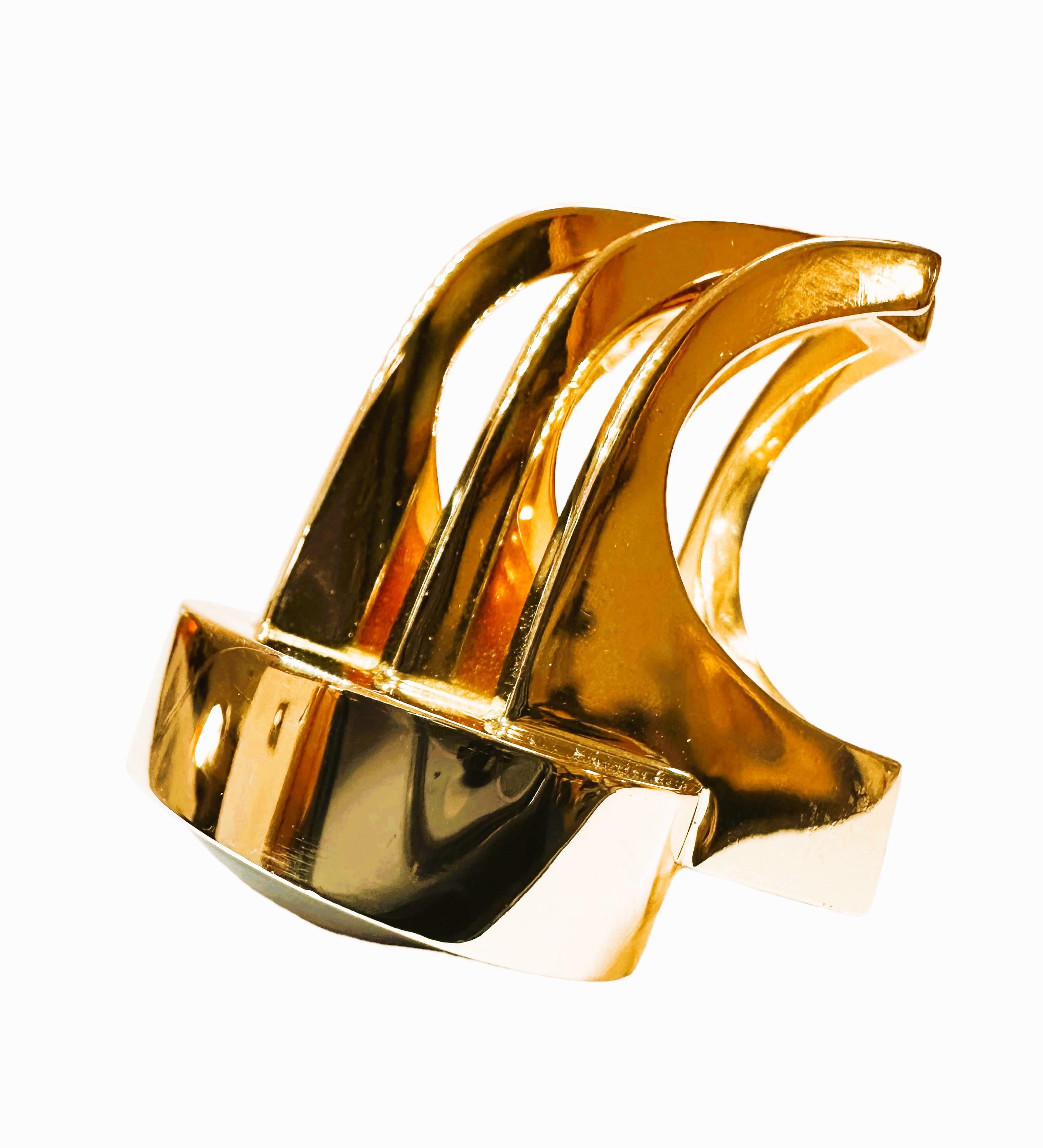 Robert Trisko 14k Yellow Gold Handmade Star Ruby Ring 40.32 grams For Sale 14