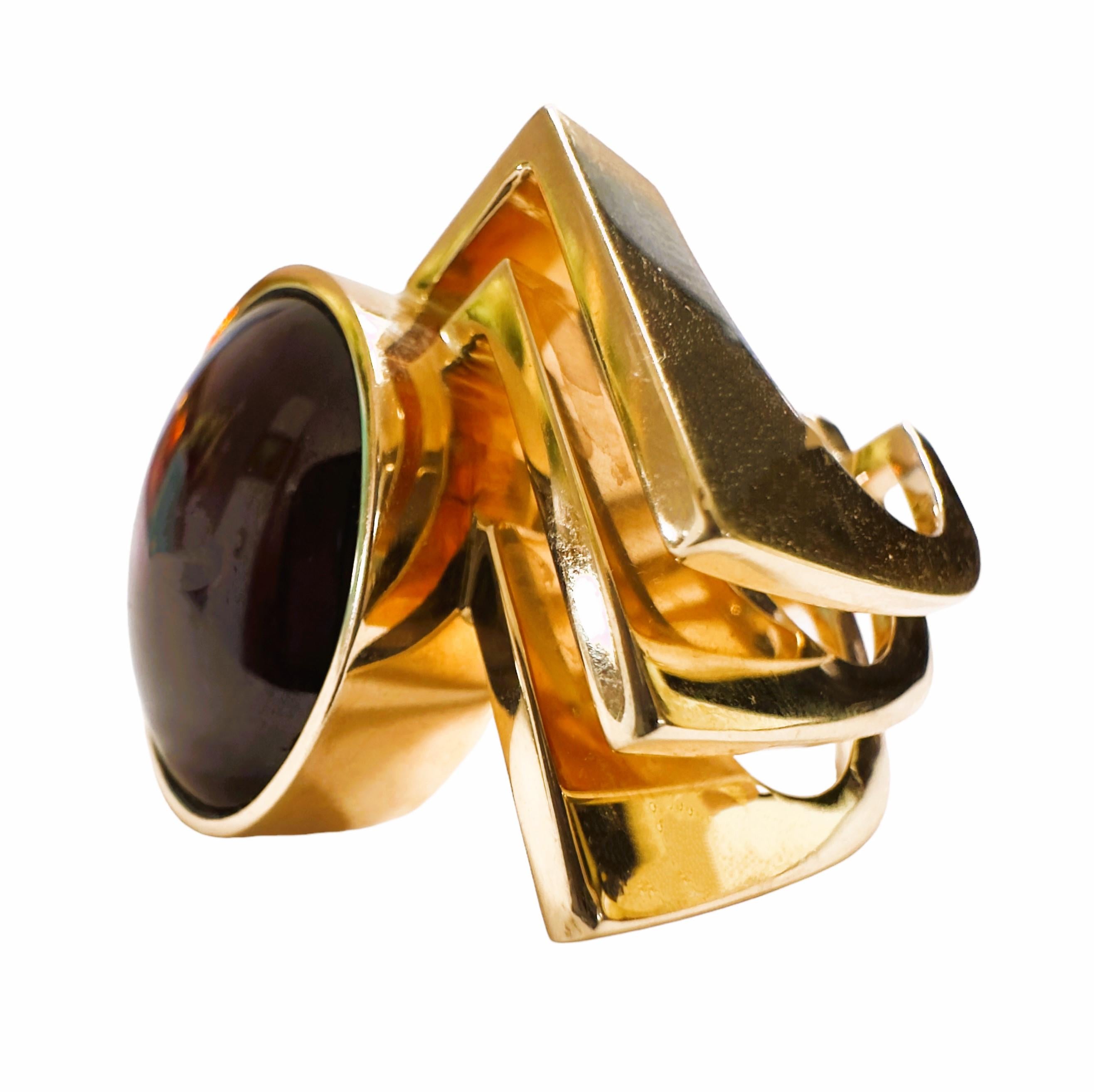 Modernist Robert Trisko 14k Yellow Gold Handmade Star Ruby Ring 40.32 grams For Sale