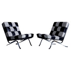 Robert & Trix Haussmann RH-301 De Sede Paire de chaises longues en cuir noir et blanc