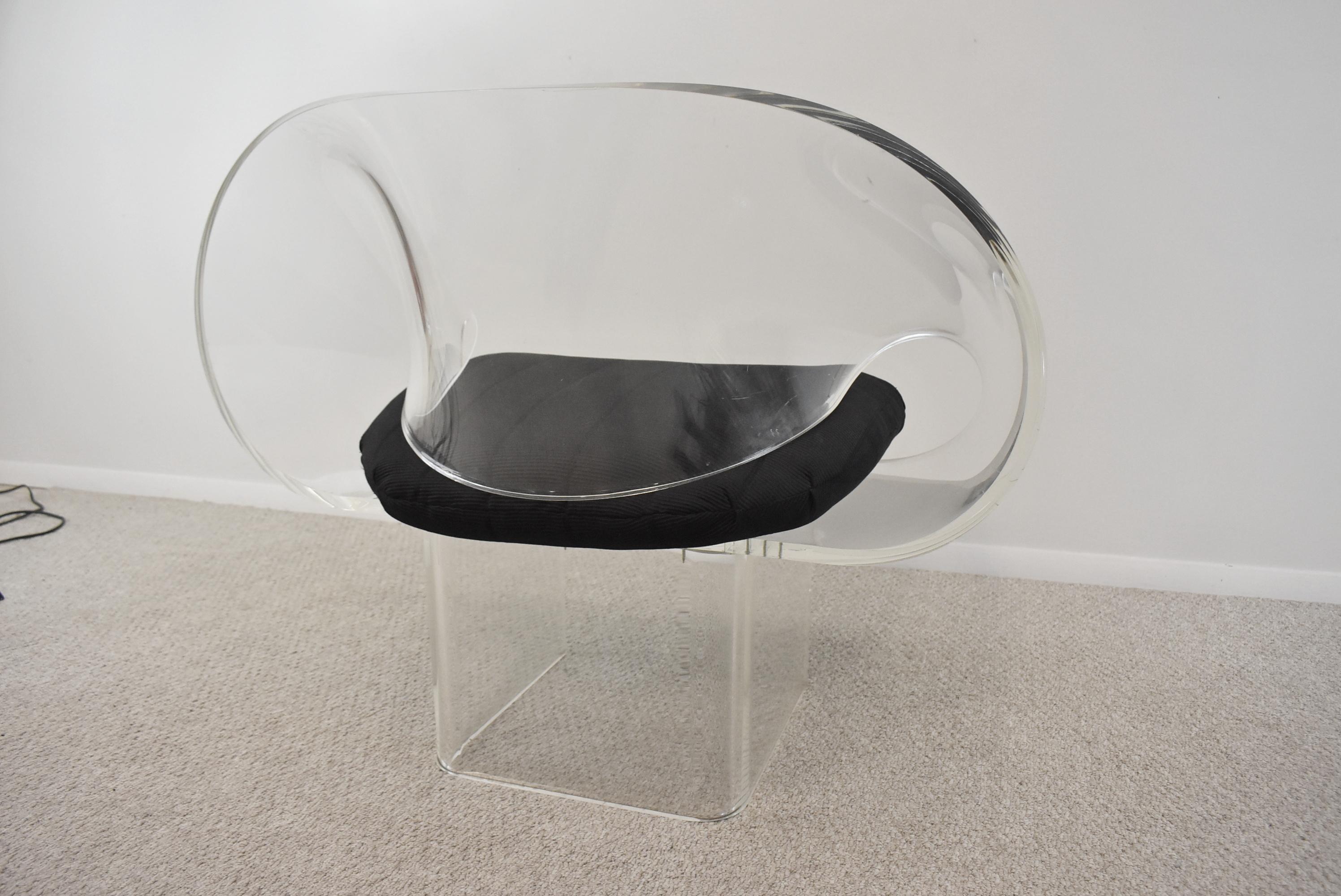 20th Century Robert Van Horn Lucite Ribbon Lounge Chair For Sale