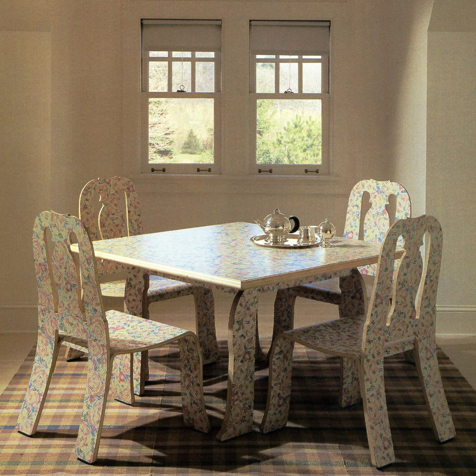 Robert Venturi für Knoll: Stuhl „Chippendale“ in Großmutters-Muster, 1985, USA im Angebot 3