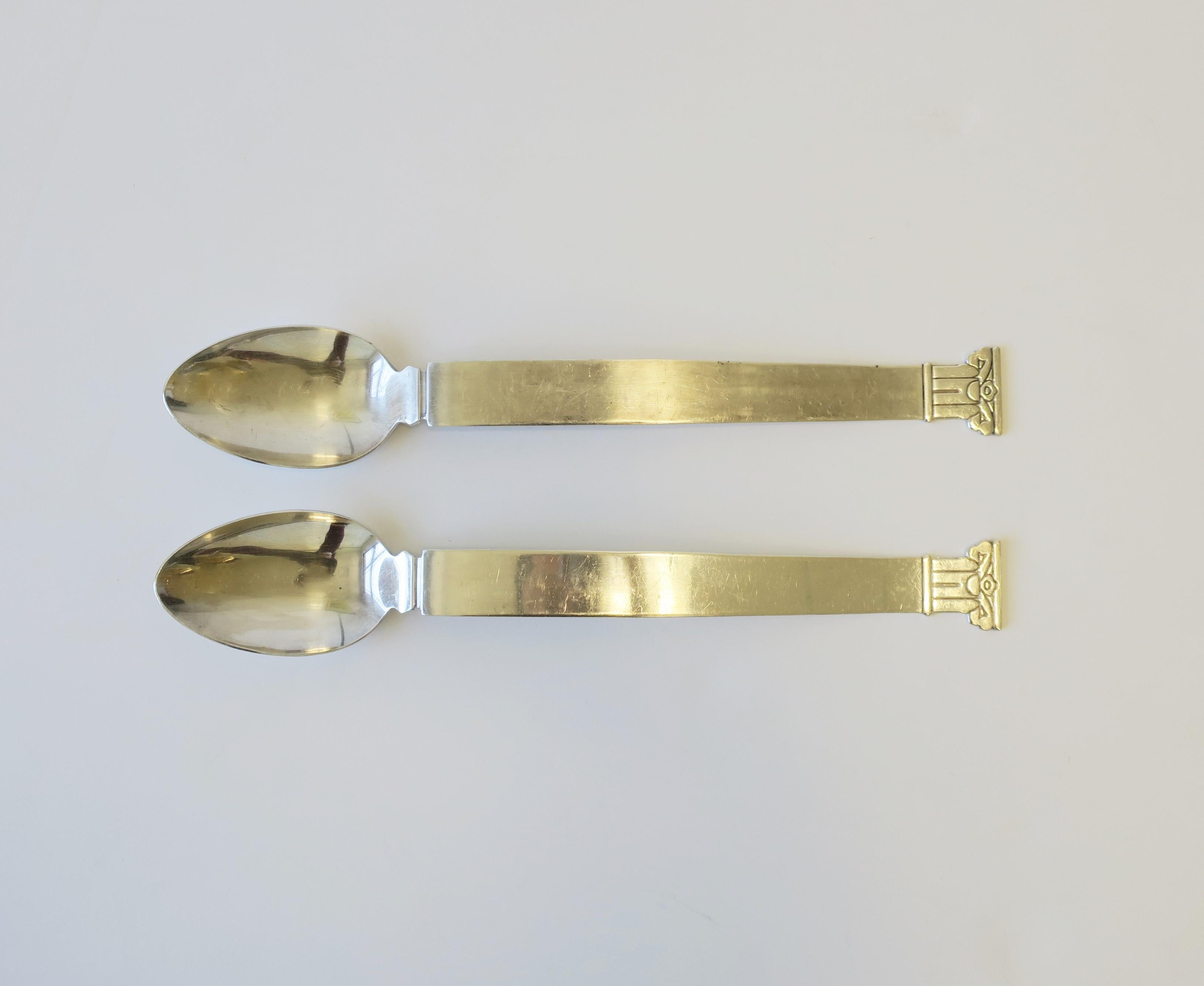Robert Venturi Swid Powell Postmodern Serving Spoons Neoclassical Column, Set In Good Condition For Sale In New York, NY