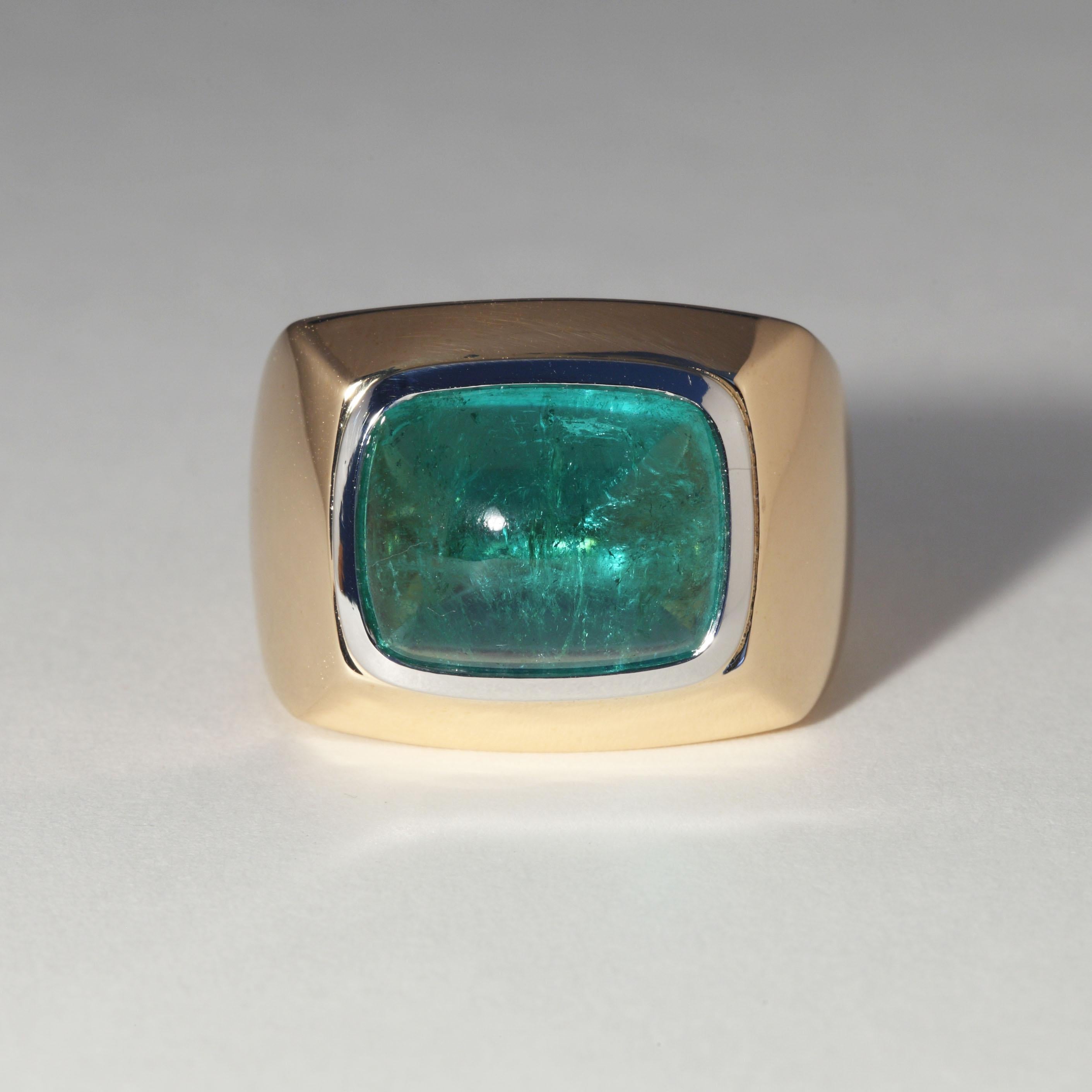 Robert Vogelsang 11.63 Carat Mint Green Tourmaline Rose Gold Cocktail Ring In New Condition For Sale In Zurich, CH