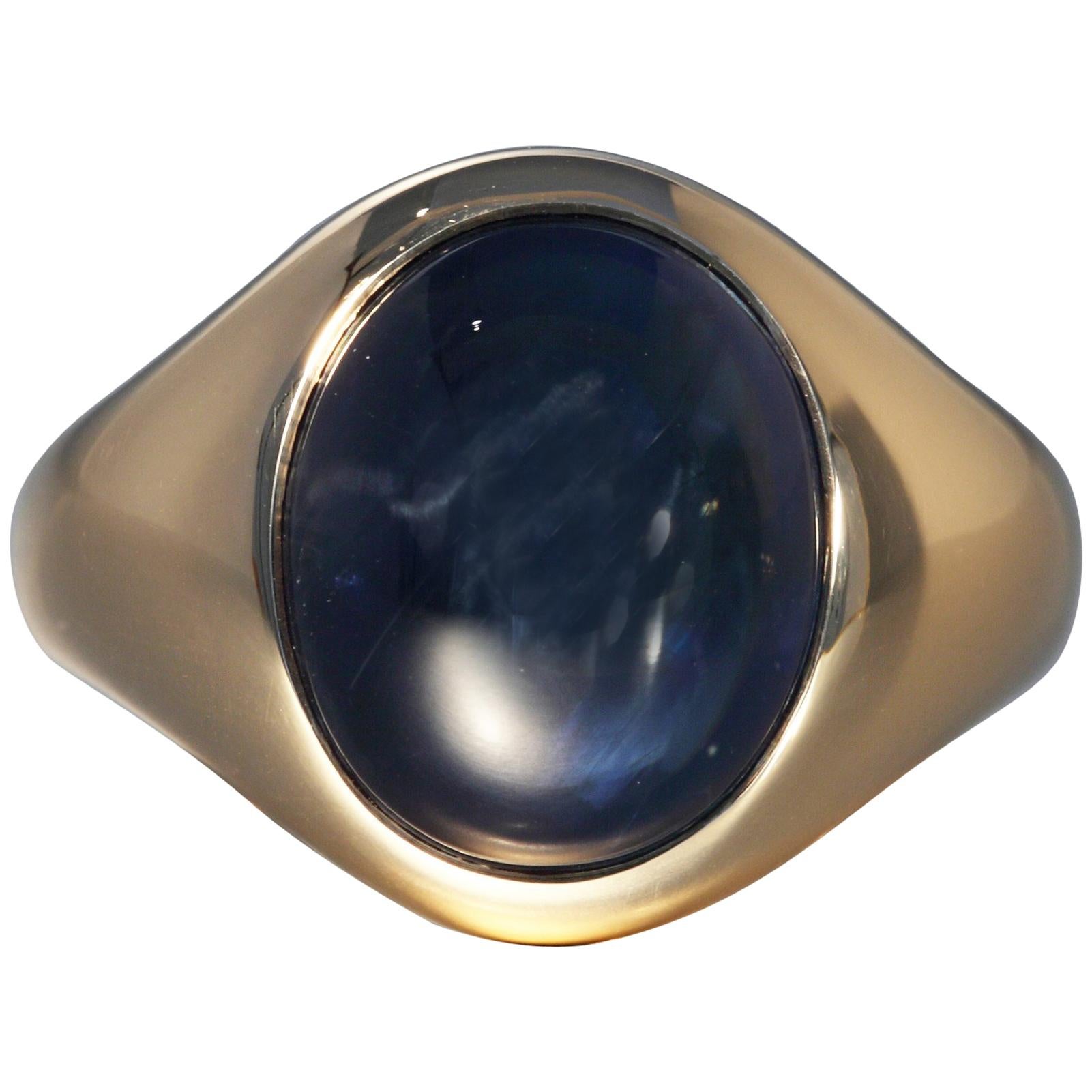 Robert Vogelsang 13.22 Carat Blue Sapphire Cabochon Rose Gold Ring For Sale