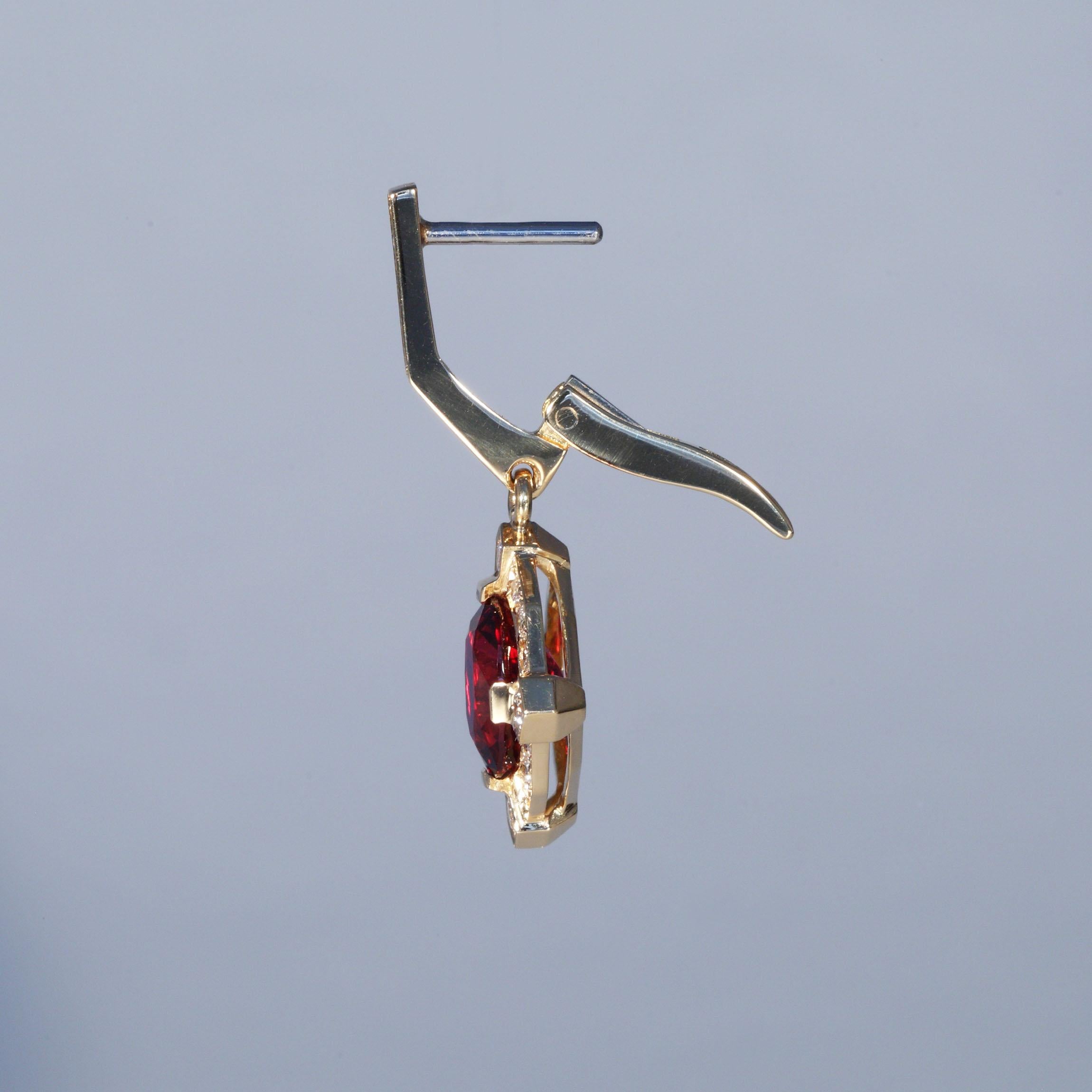 Contemporary Robert Vogelsang 3.33 Carat Red Spinel Diamond Rose Gold Dangling Earrings For Sale