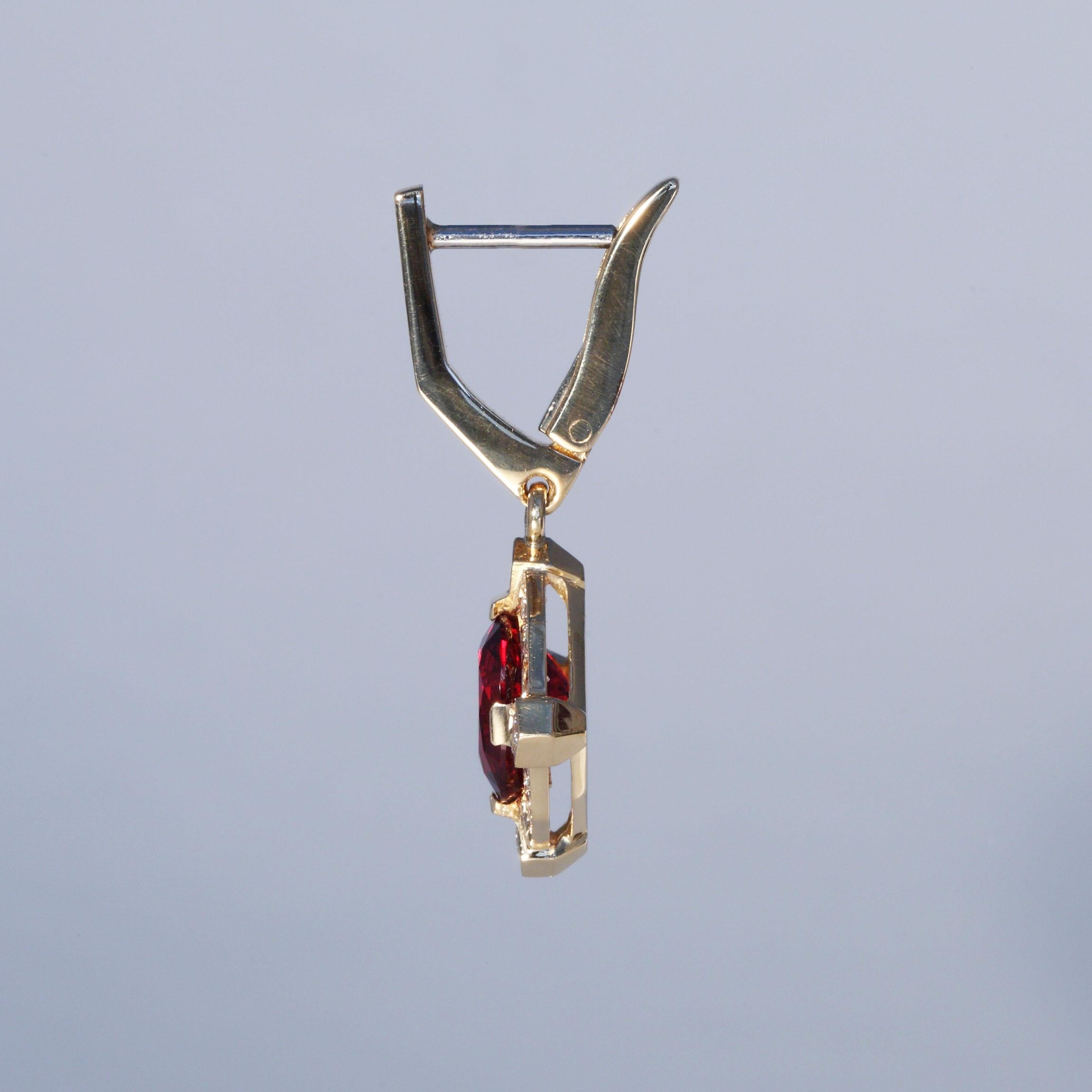 Robert Vogelsang 3.33 Carat Red Spinel Diamond Rose Gold Dangling Earrings In New Condition For Sale In Zurich, CH