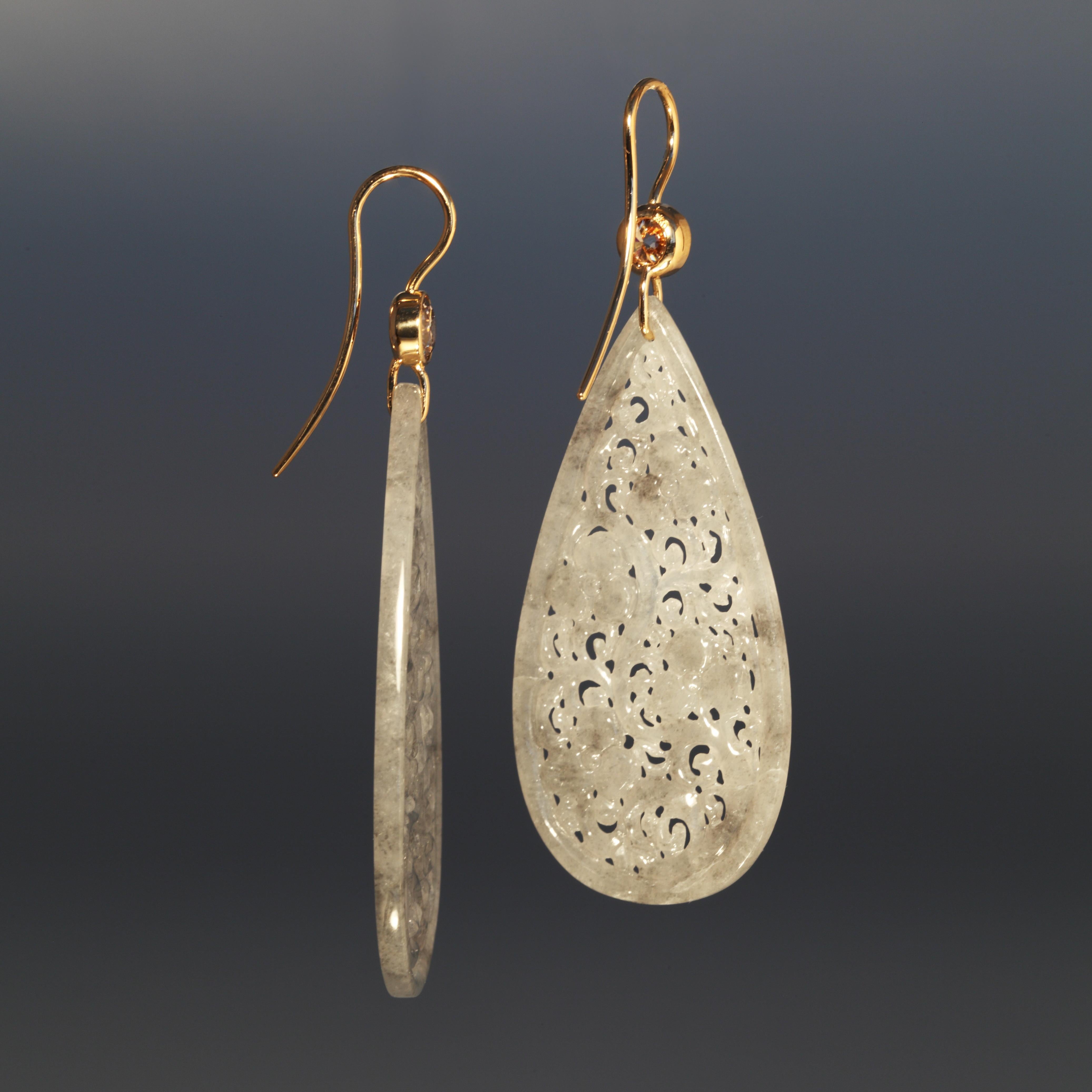 Robert Vogelsang 37.90 Carat Jade Drop and Diamond Rose Gold Dangling Earrings In New Condition For Sale In Zurich, CH
