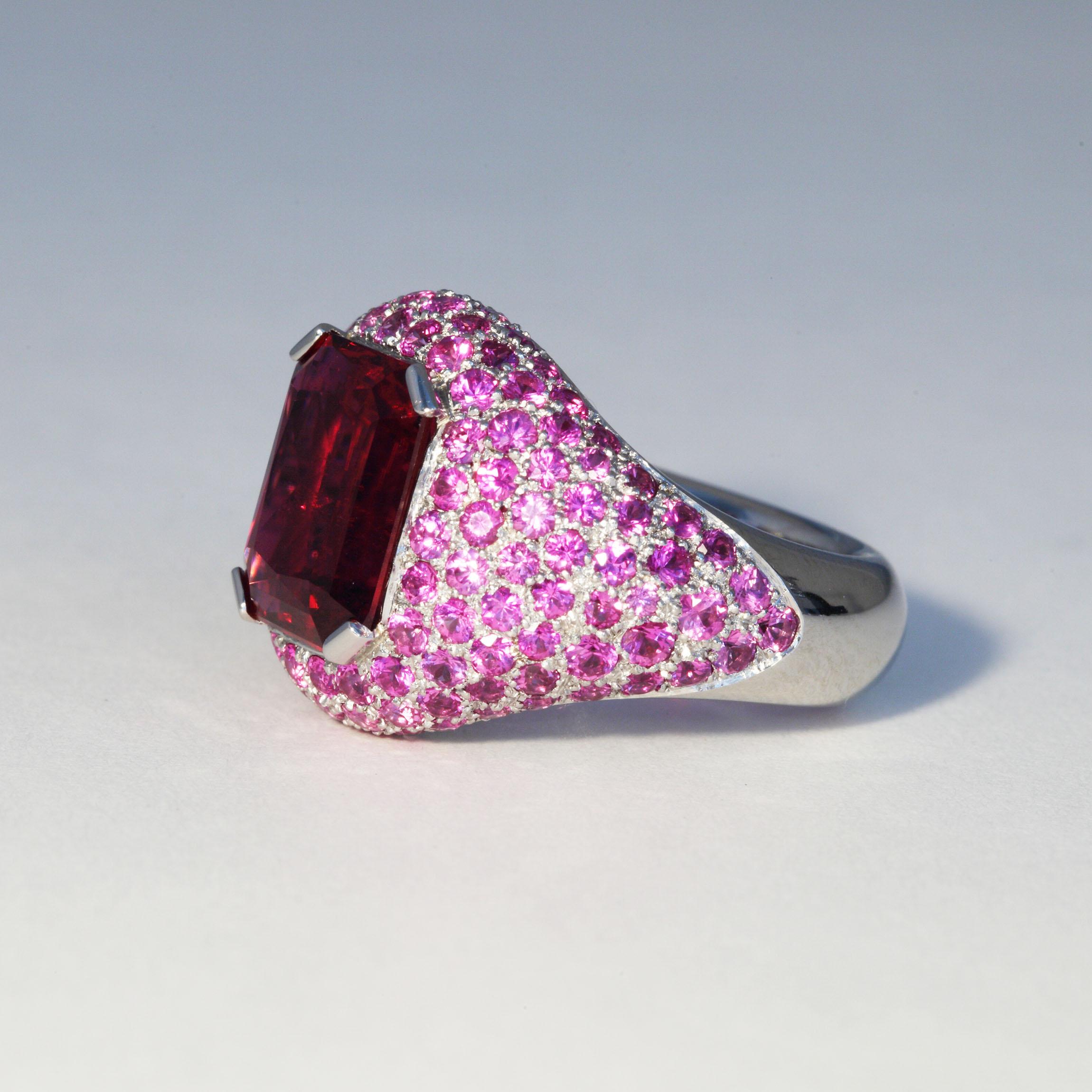 Contemporary Robert Vogelsang 5.91 Carat Rubelite Tourmaline Pink Sapphire Platinum Ring For Sale