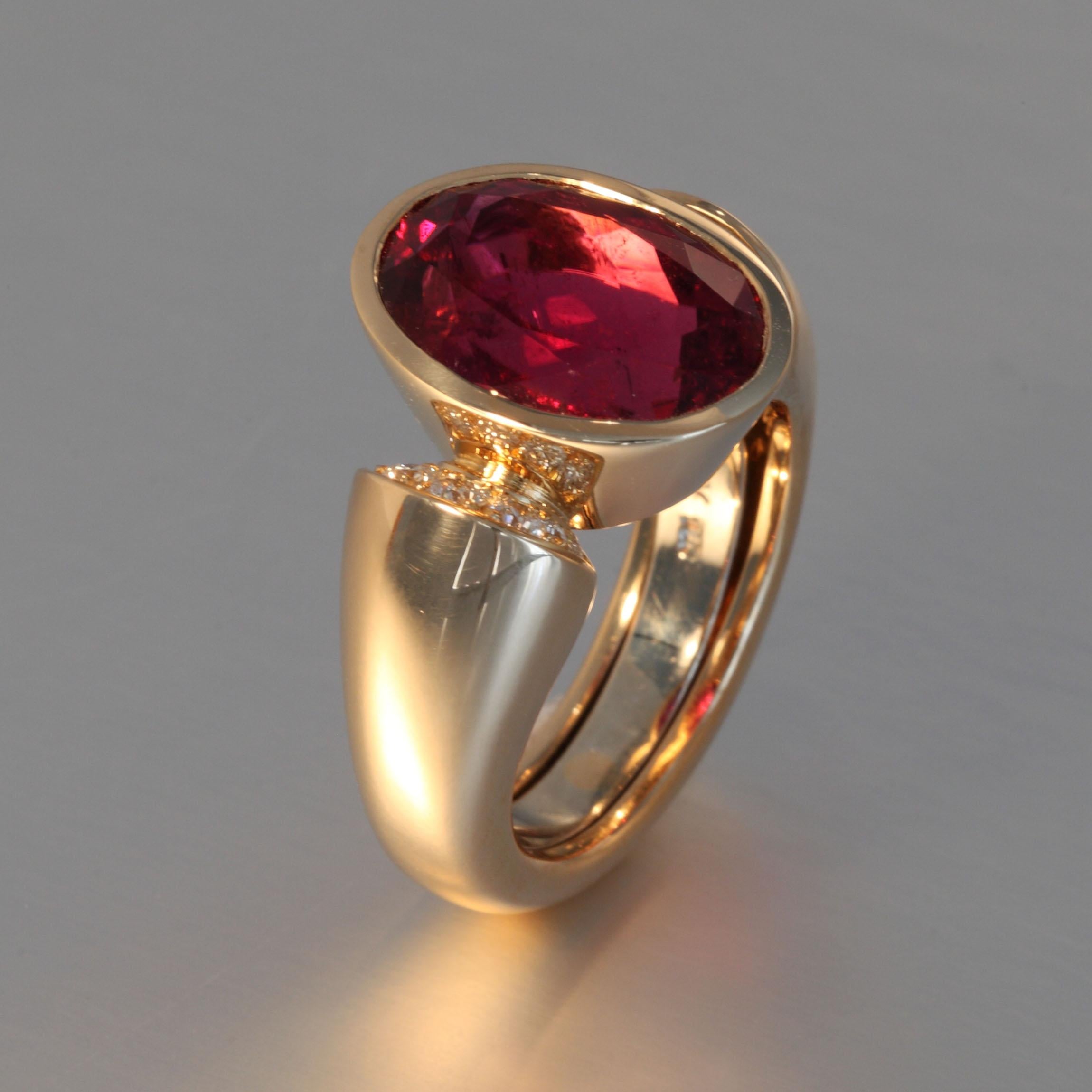 Women's Robert Vogelsang 6.39 Carat Rubelite Tourmaline Diamond Rose Gold Cocktail Ring For Sale