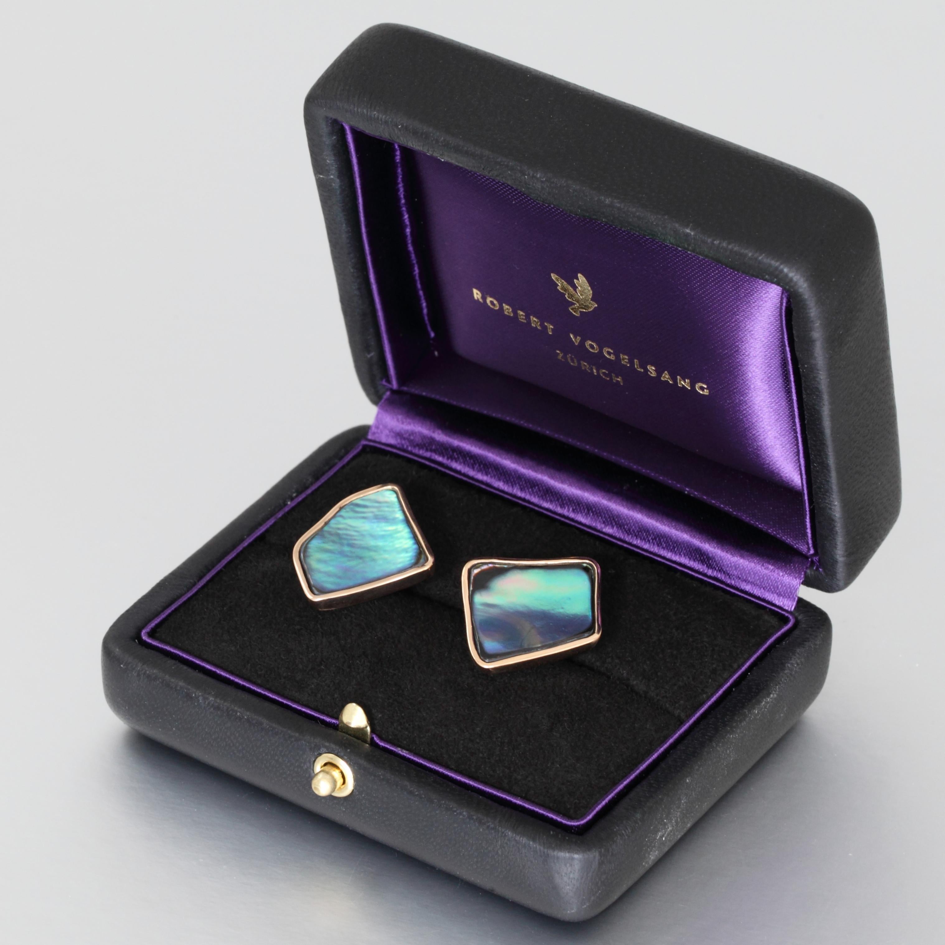 Robert Vogelsang Mother of Pearl 18 Karat Rose Gold Cufflinks In New Condition For Sale In Zurich, CH