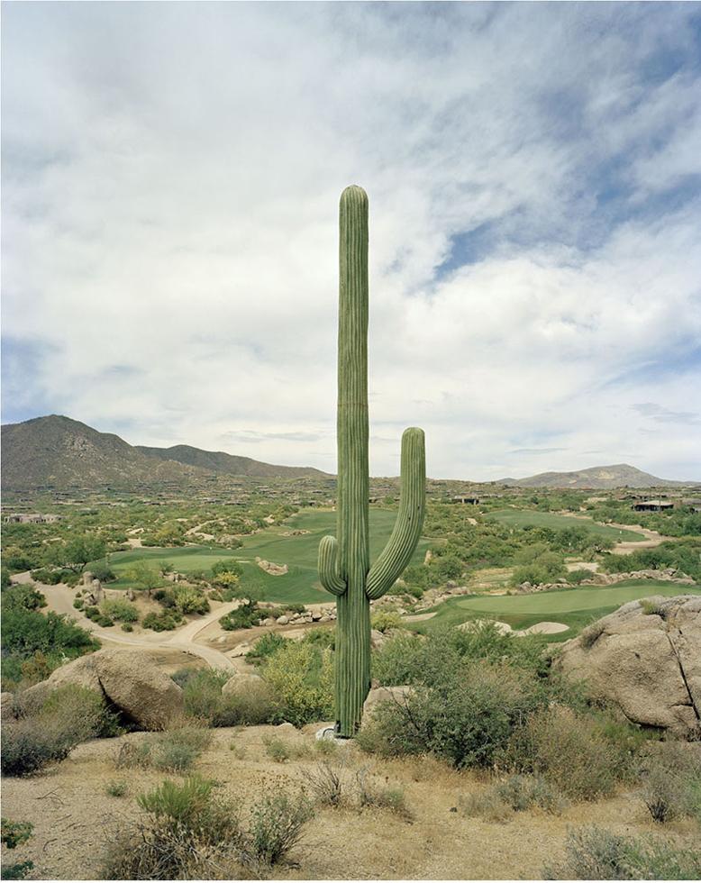 Robert Voit Landscape Photograph - Desert Mountain, Scottsdale, Arizona