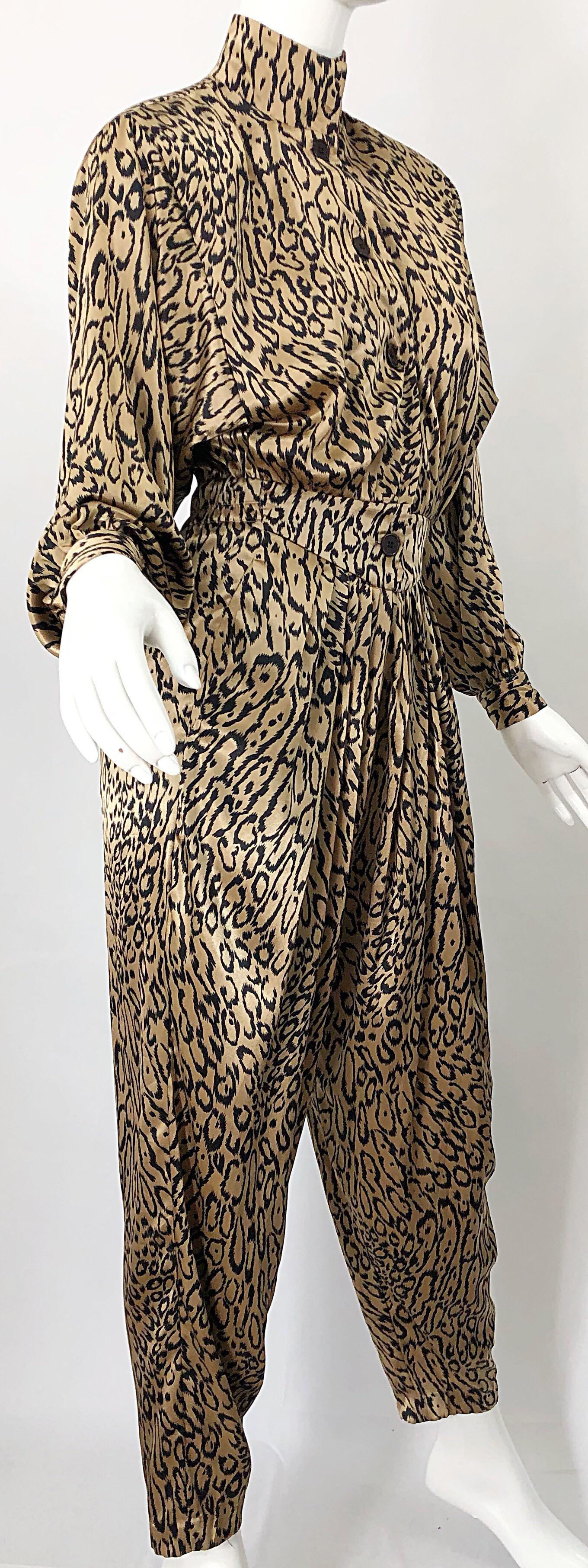 Robert W Gates 1980s Leopard Animal Print Silky Vintage 80s Avant Garde Jumpsuit In Excellent Condition In San Diego, CA